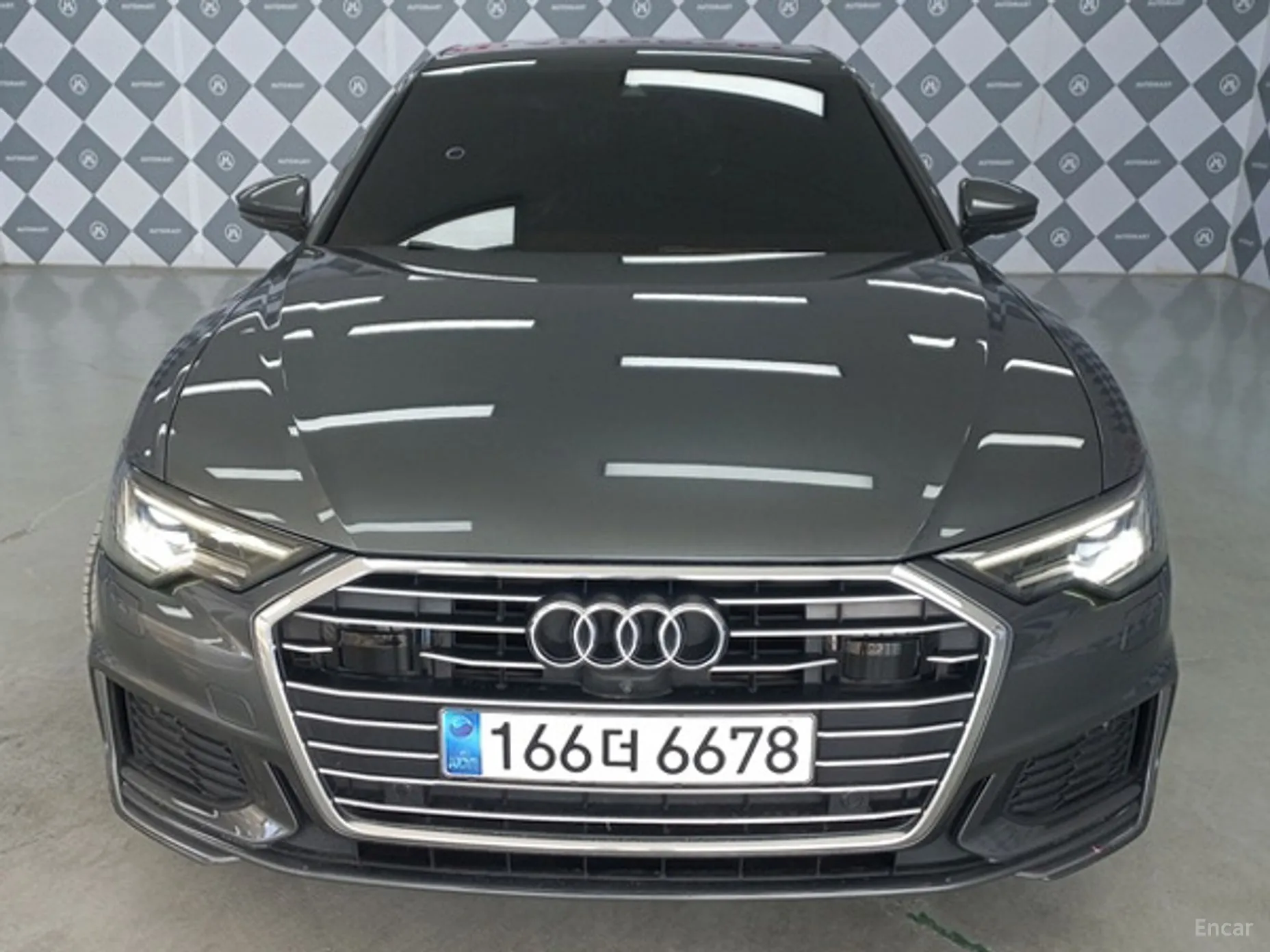 Audi A6 (C8) превью 3