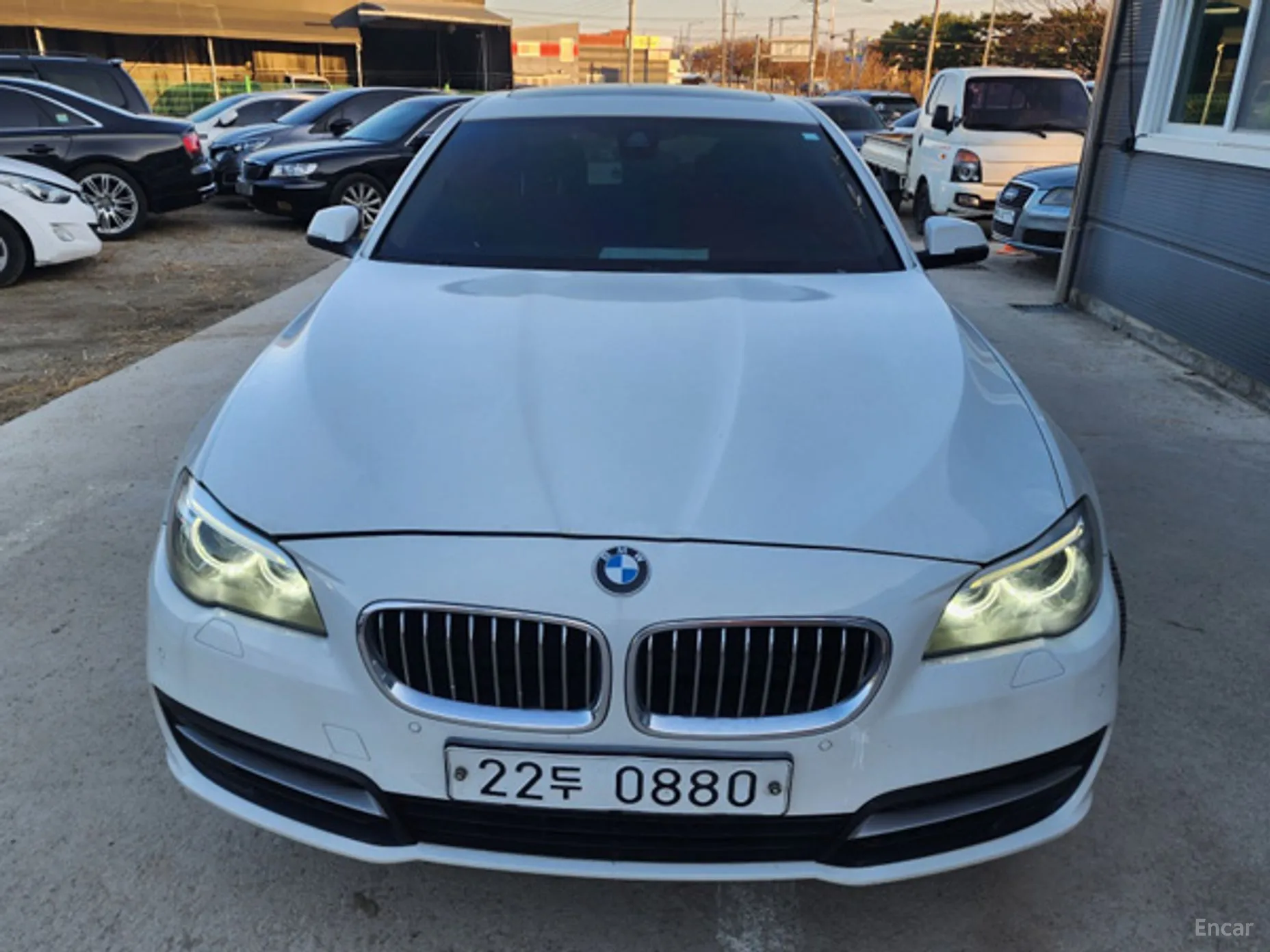 BMW 5 Series (F10) превью 3