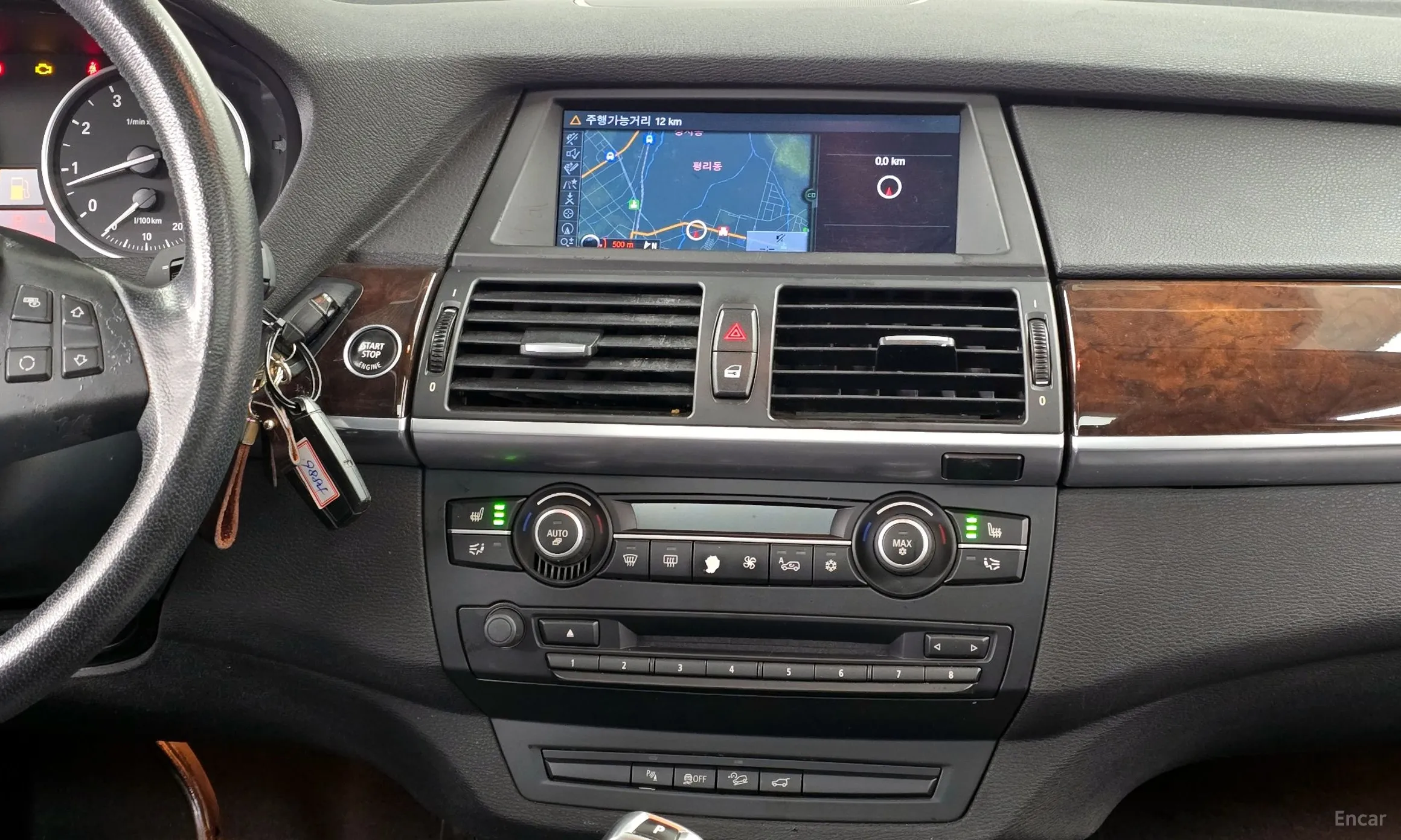 BMW X5 (E70) превью 14