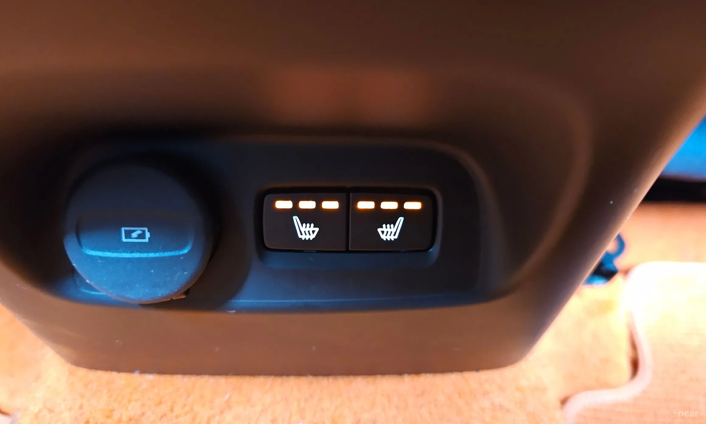 Volvo XC40 превью 19