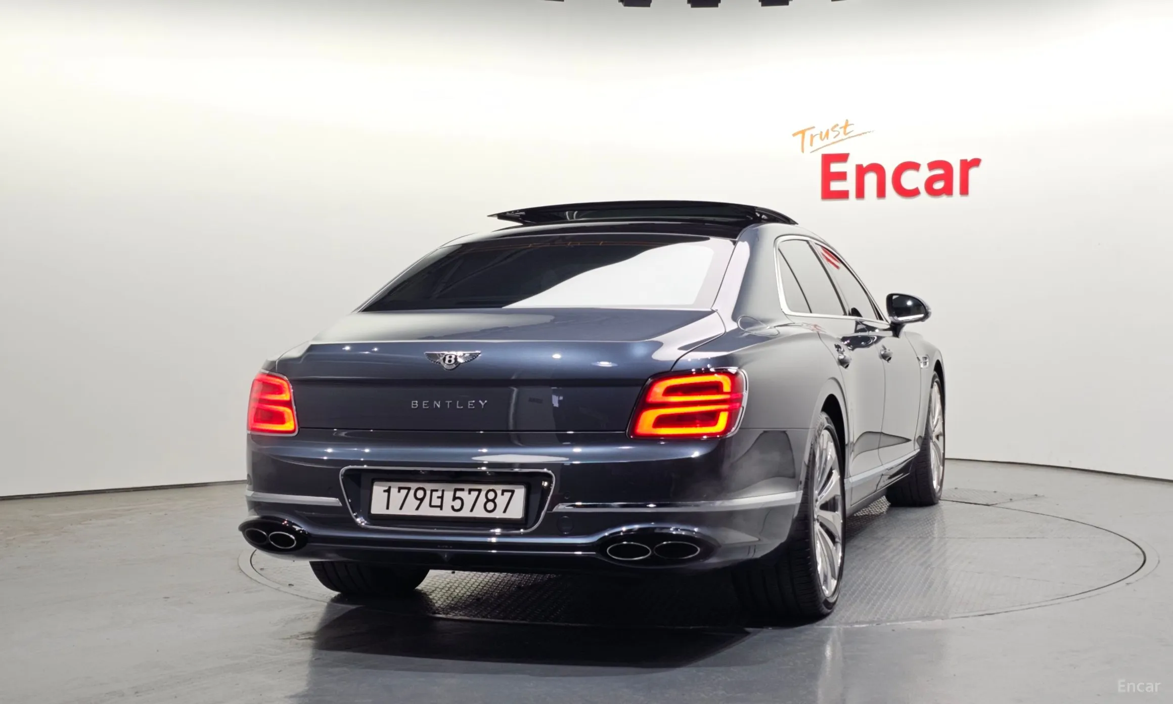 Bentley Flying Spur 3rd Generation превью 4