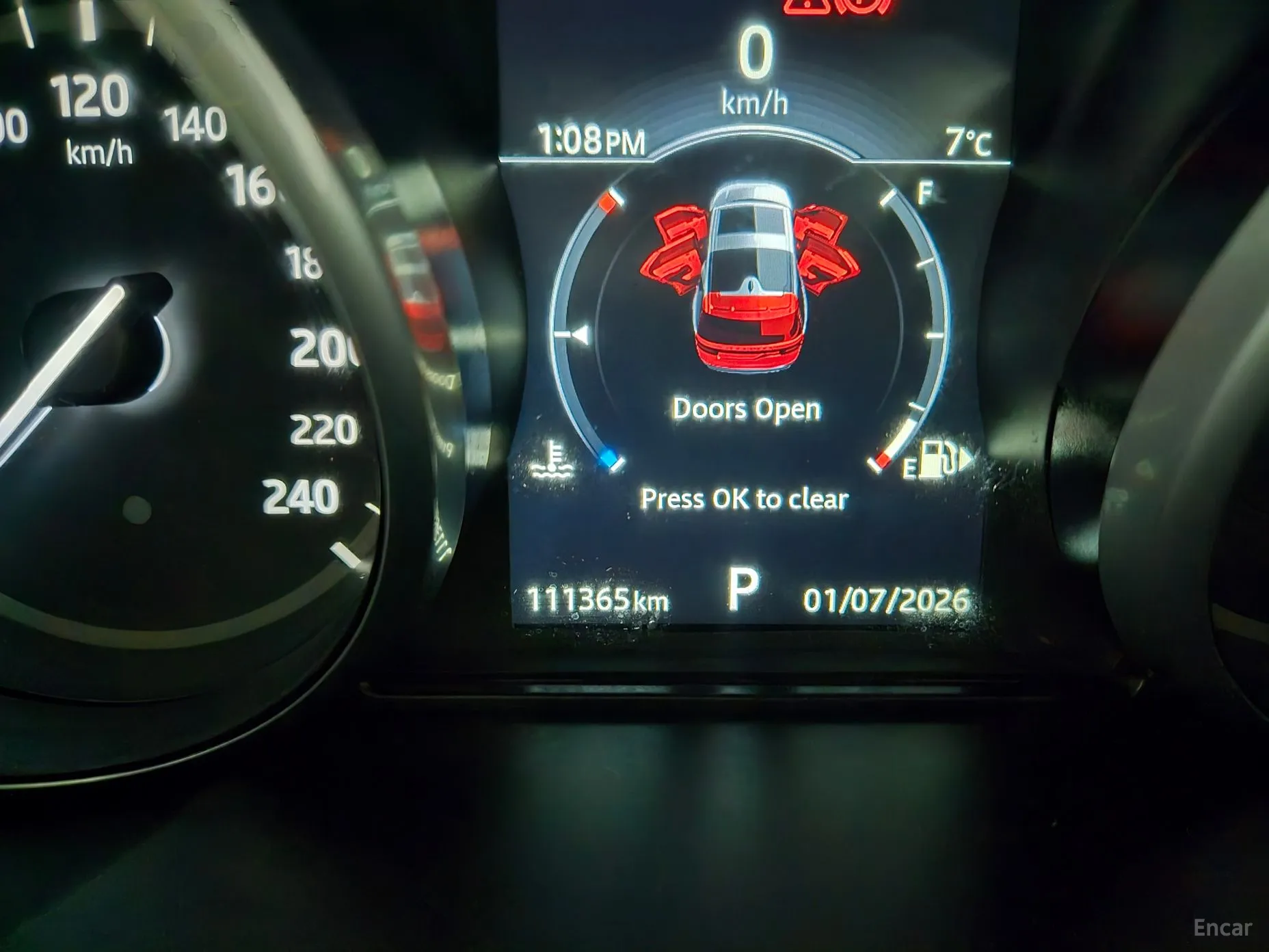 Land Rover Discovery 5 превью 12