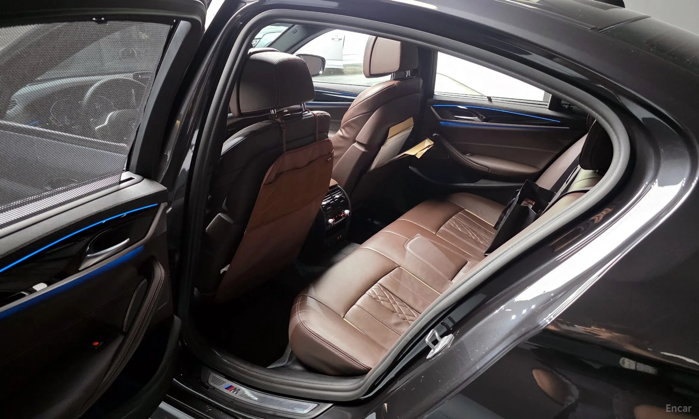 BMW 5 Series (G30) превью 11