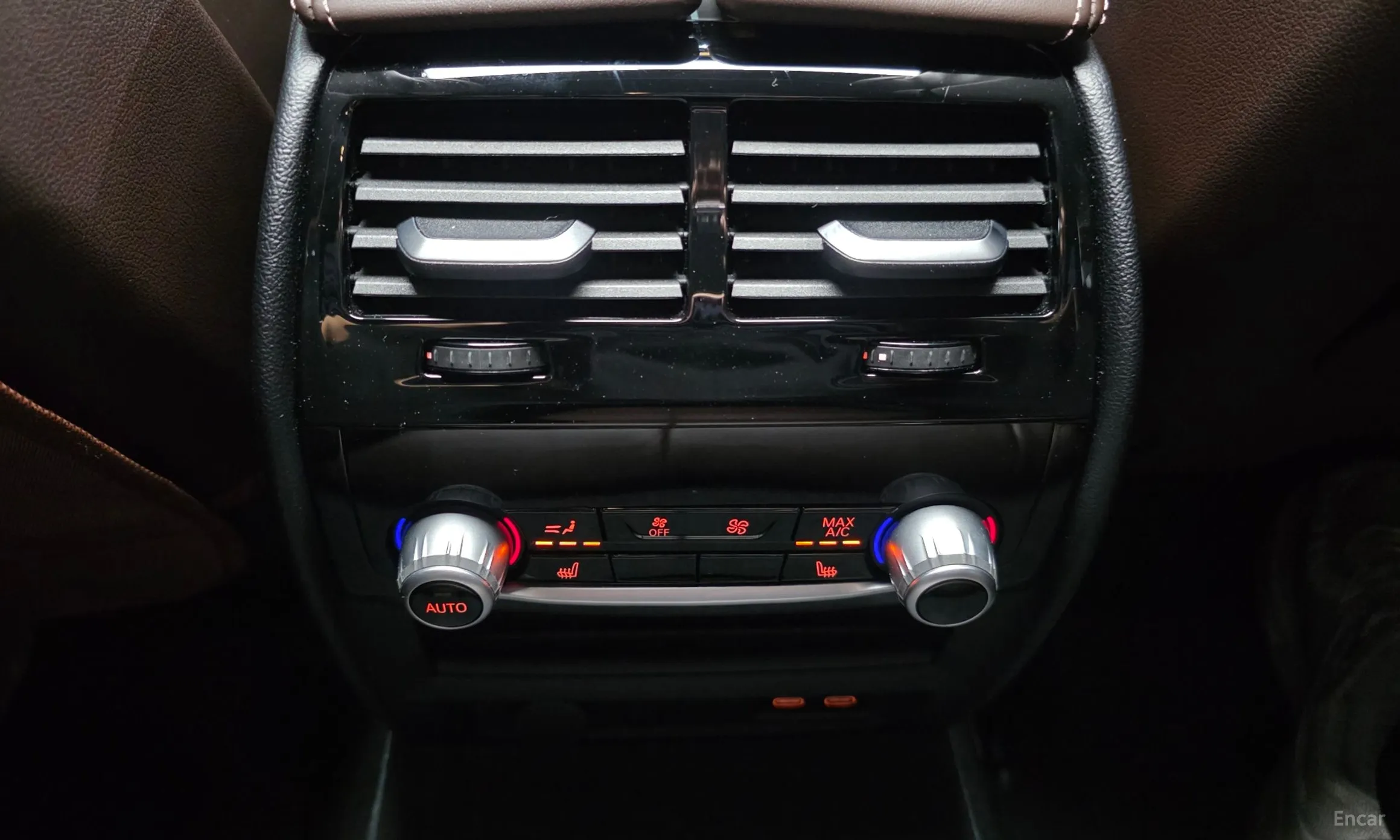 BMW 5 Series (G30) превью 17