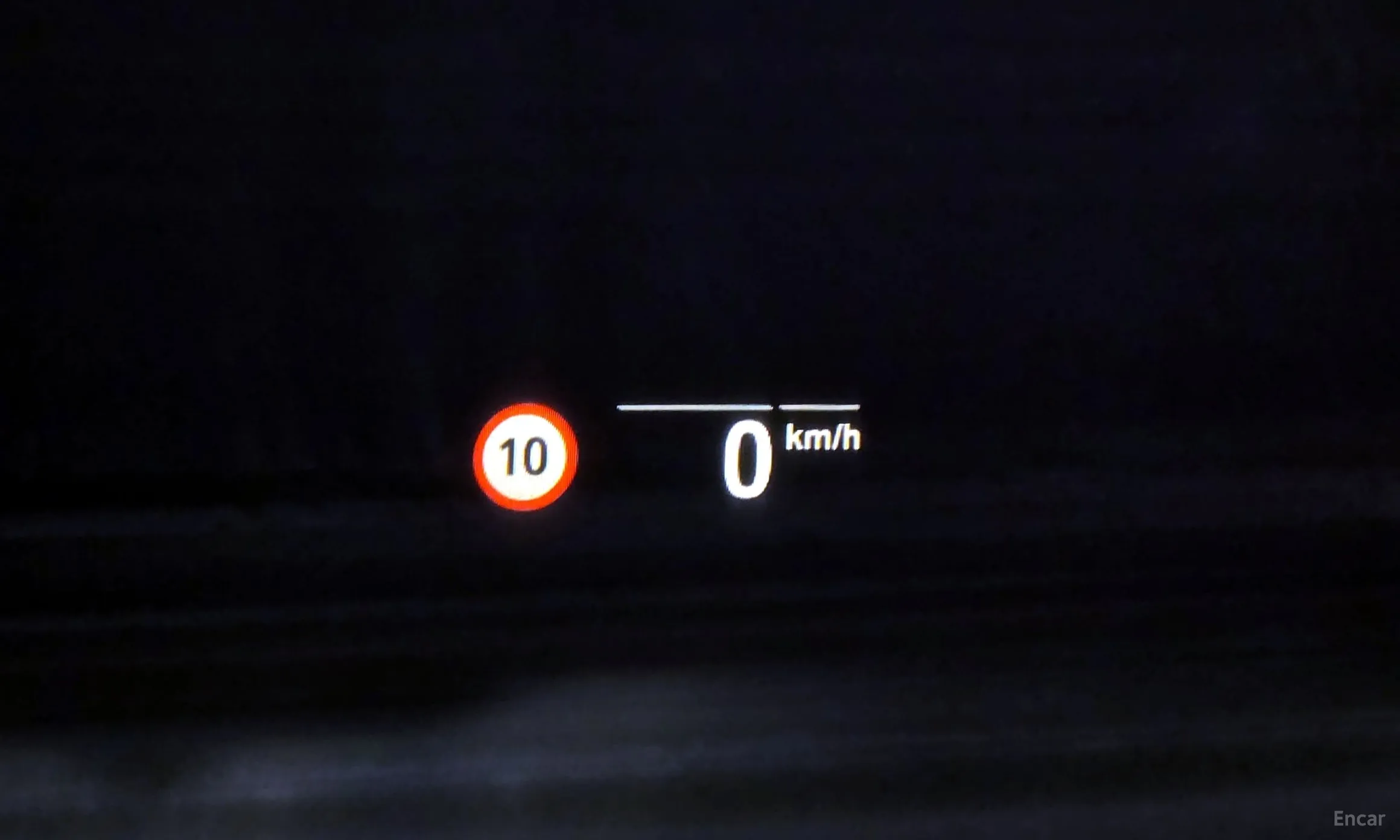 BMW 5 Series (G30) превью 18