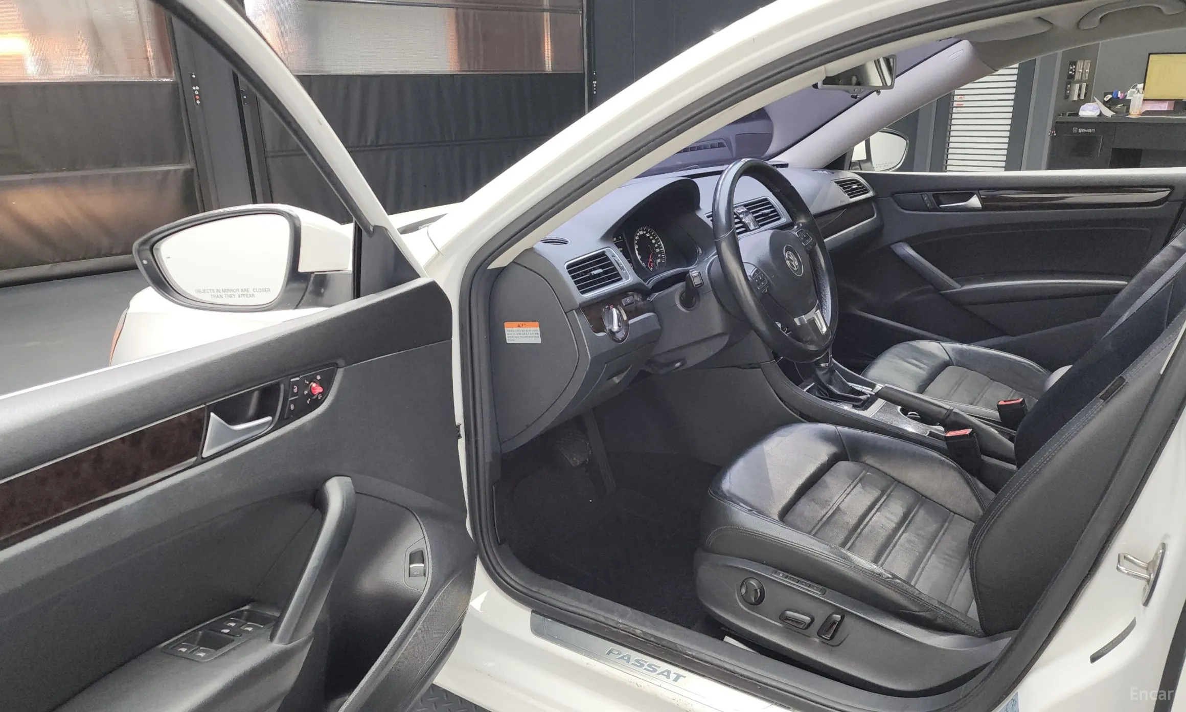 Volkswagen The New Passat превью 10