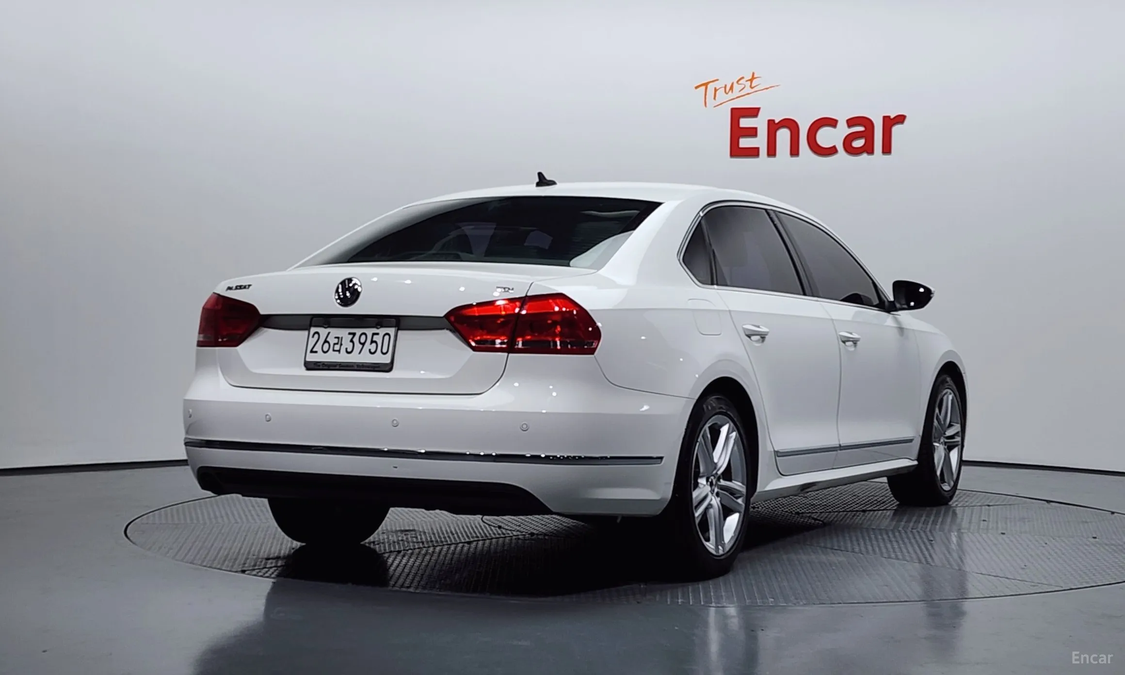 Volkswagen The New Passat превью 2
