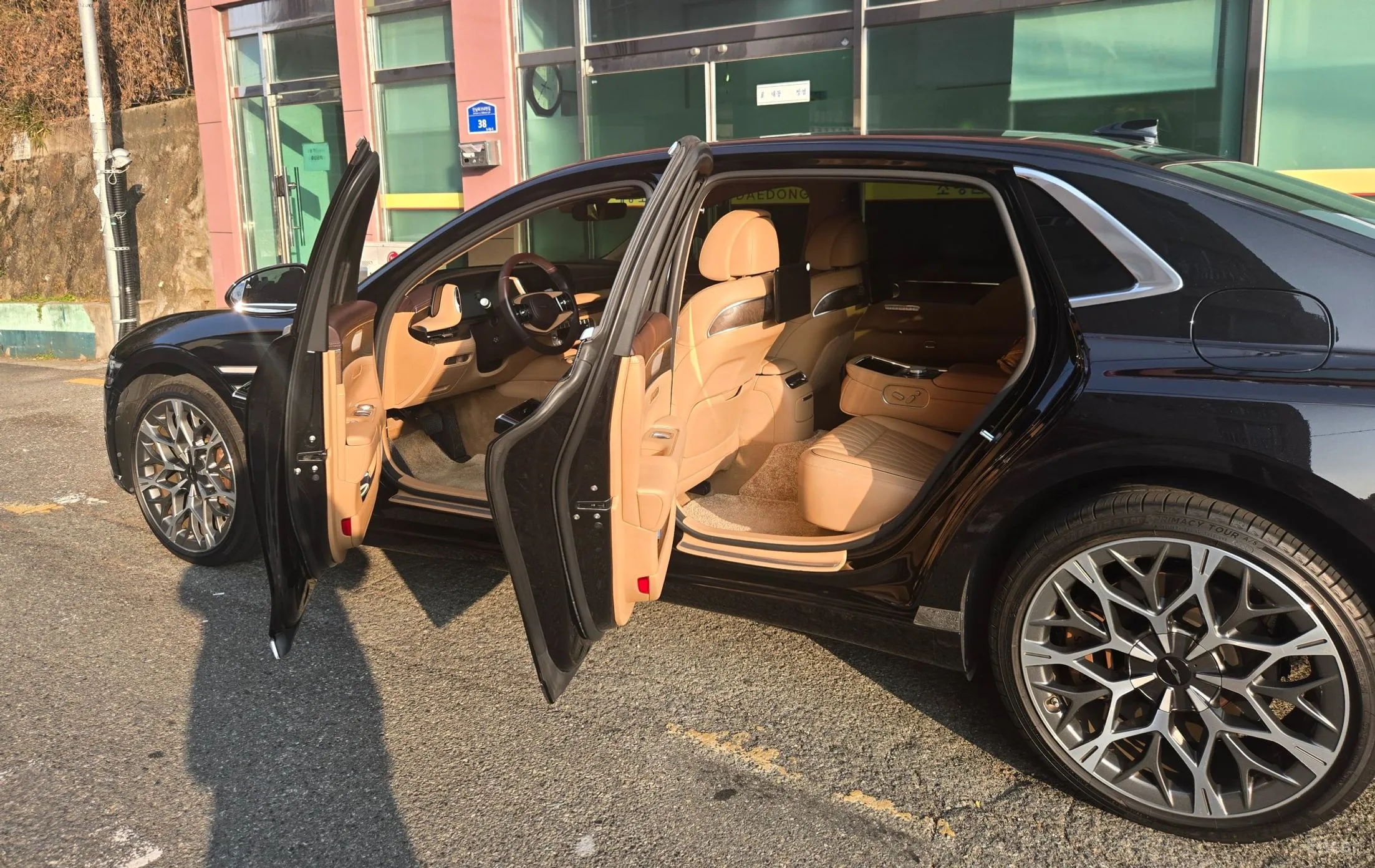 Genesis G90 (RS4) превью 4