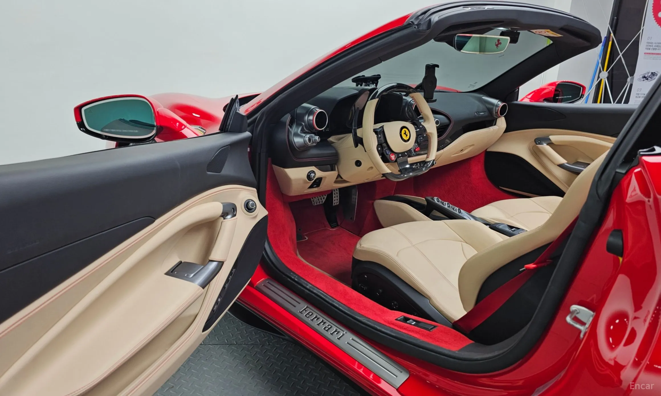 Ferrari F8 Spider превью 10