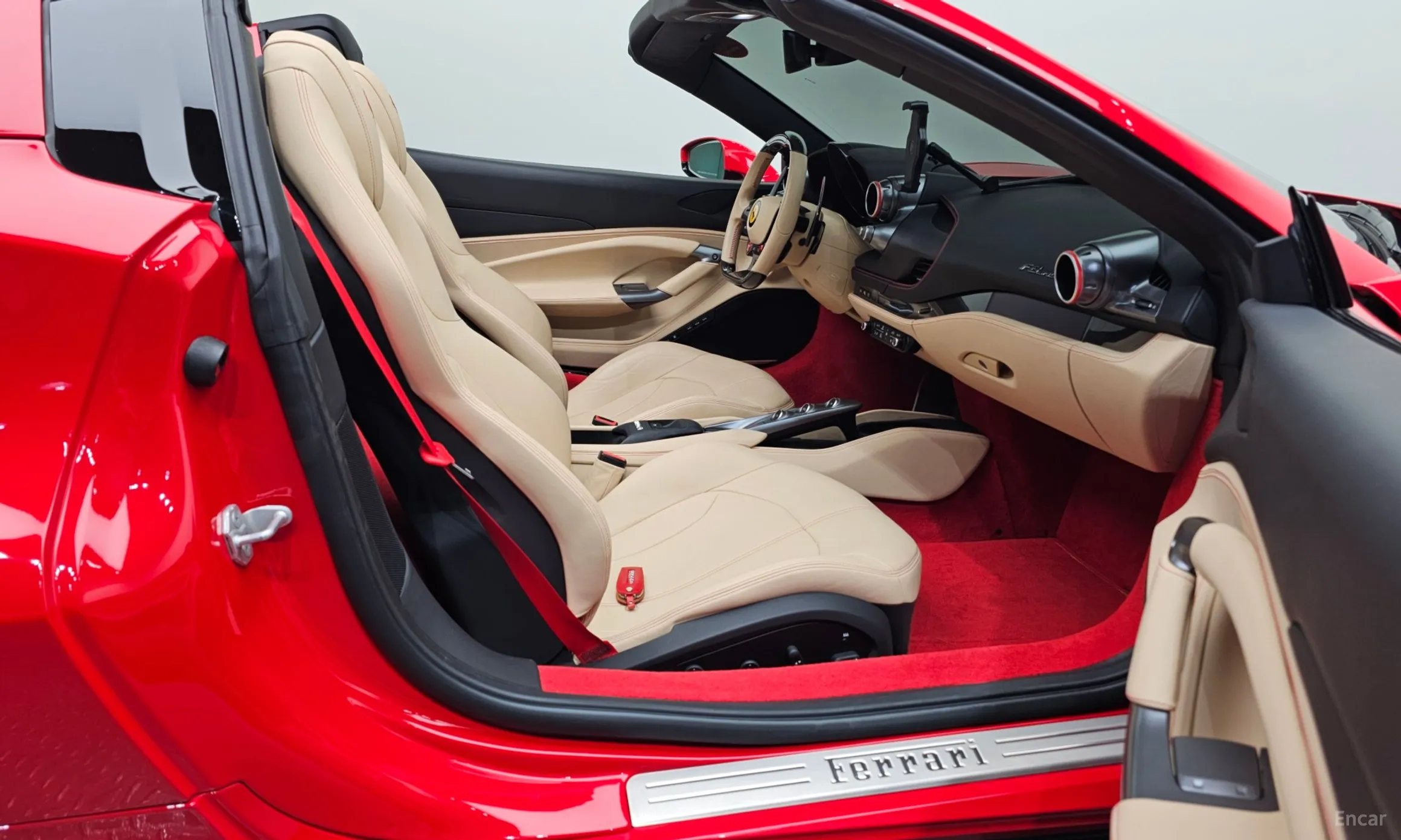 Ferrari F8 Spider превью 11