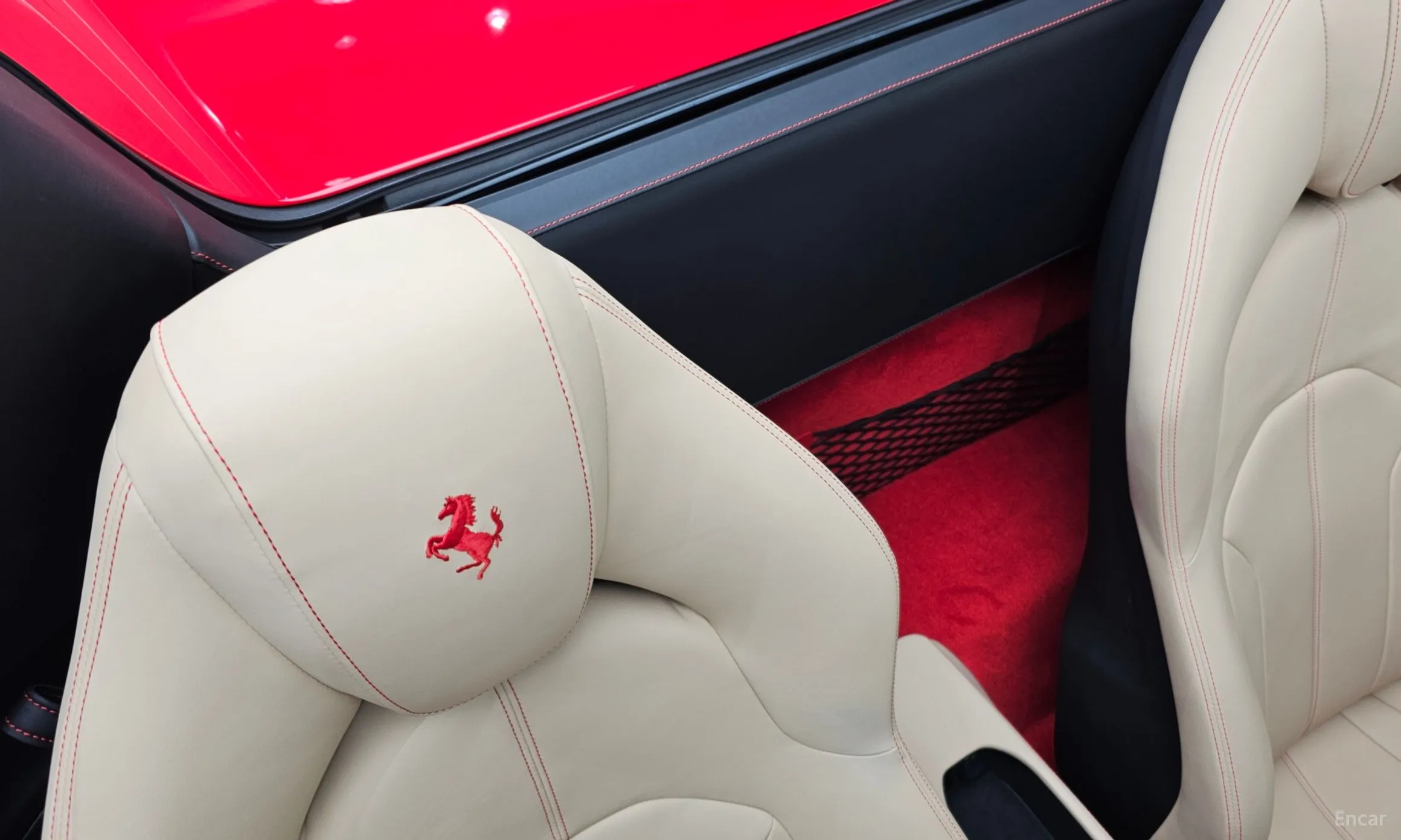 Ferrari F8 Spider превью 12