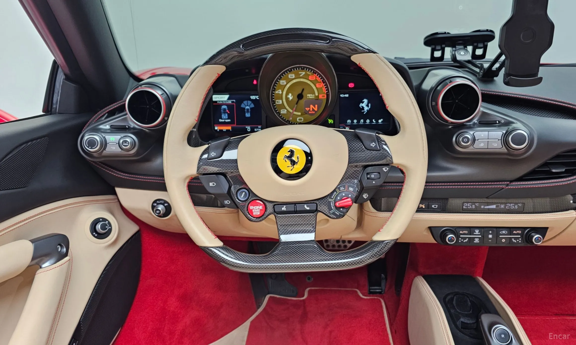Ferrari F8 Spider превью 13