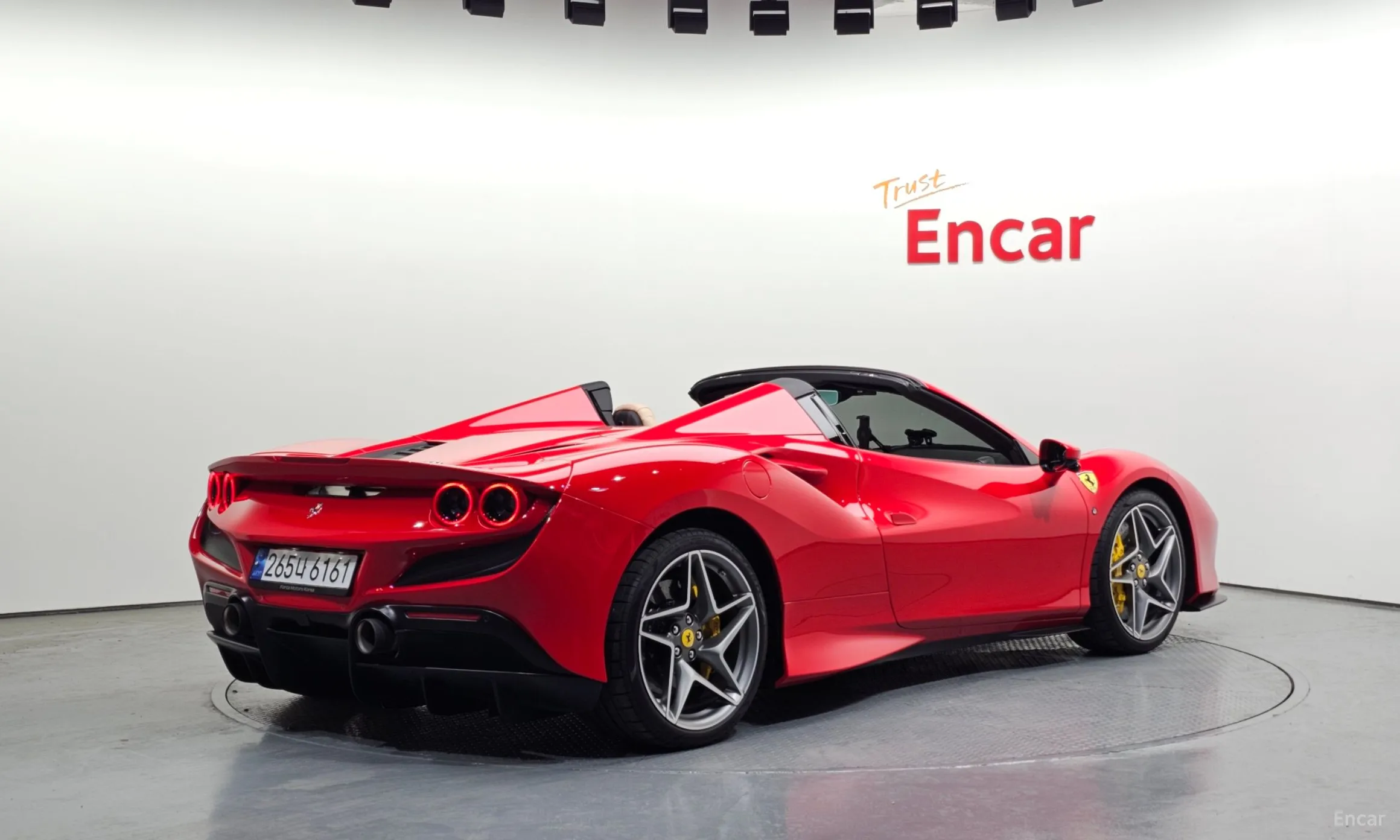 Ferrari F8 Spider превью 2