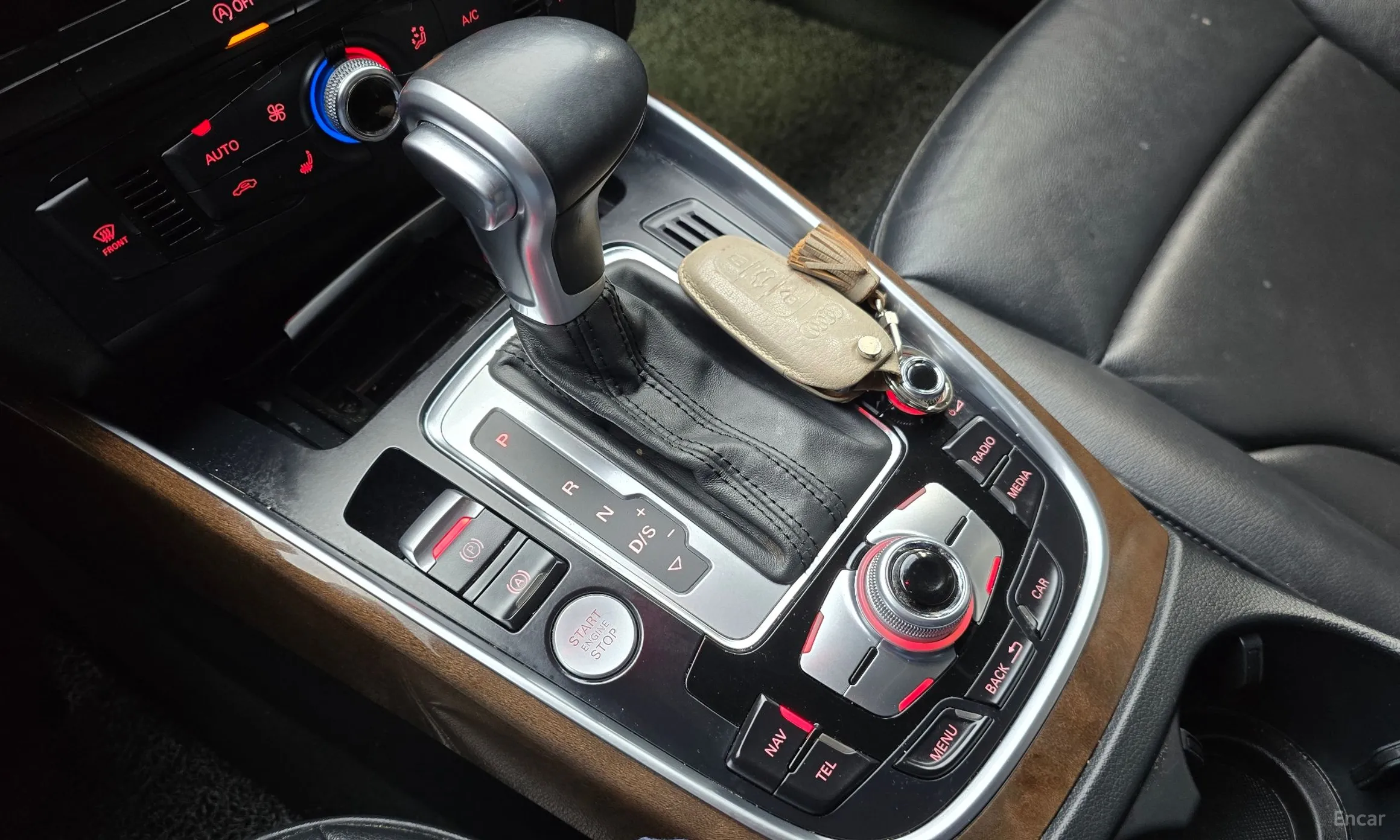 Audi Q5 превью 9