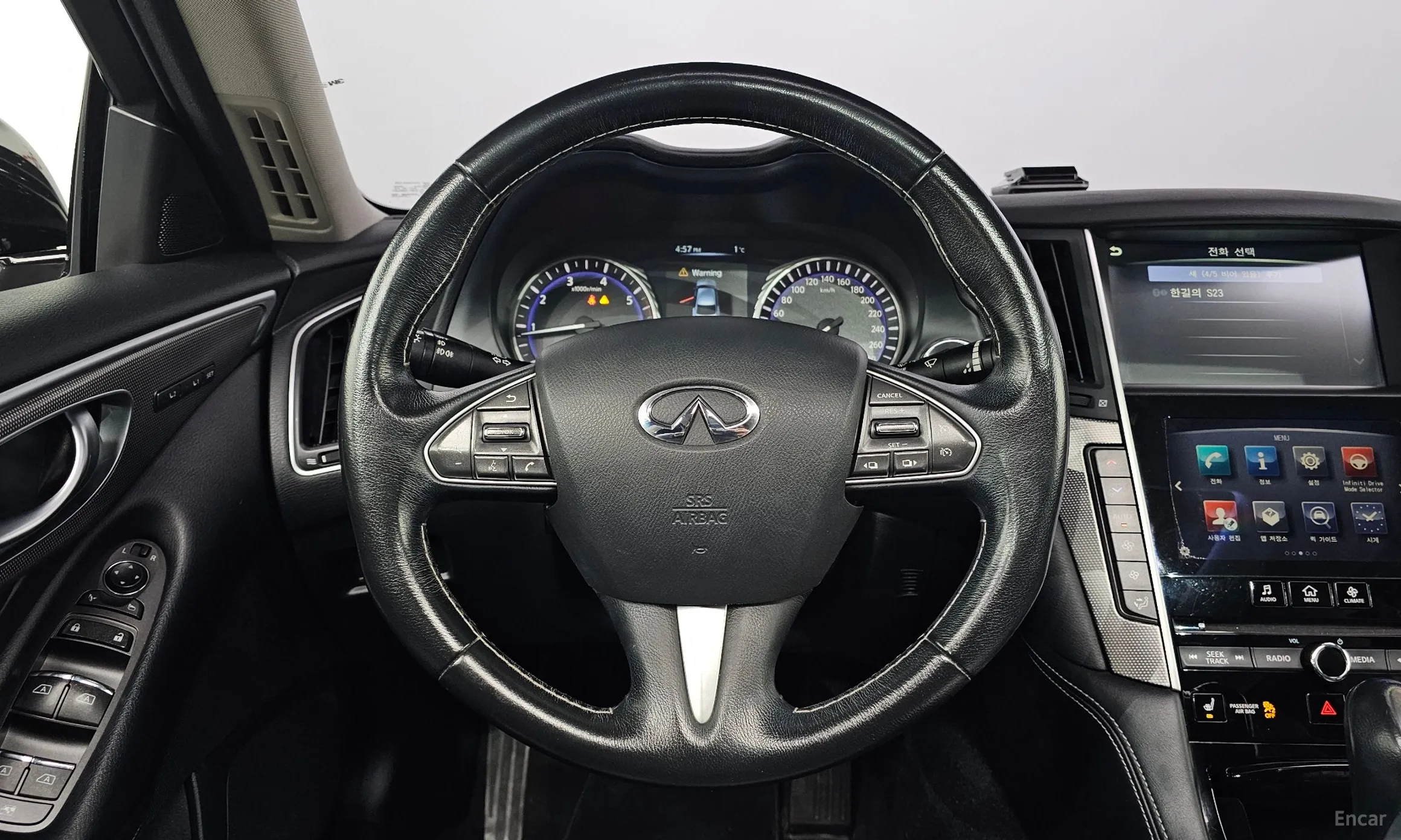Infiniti Q50 превью 13