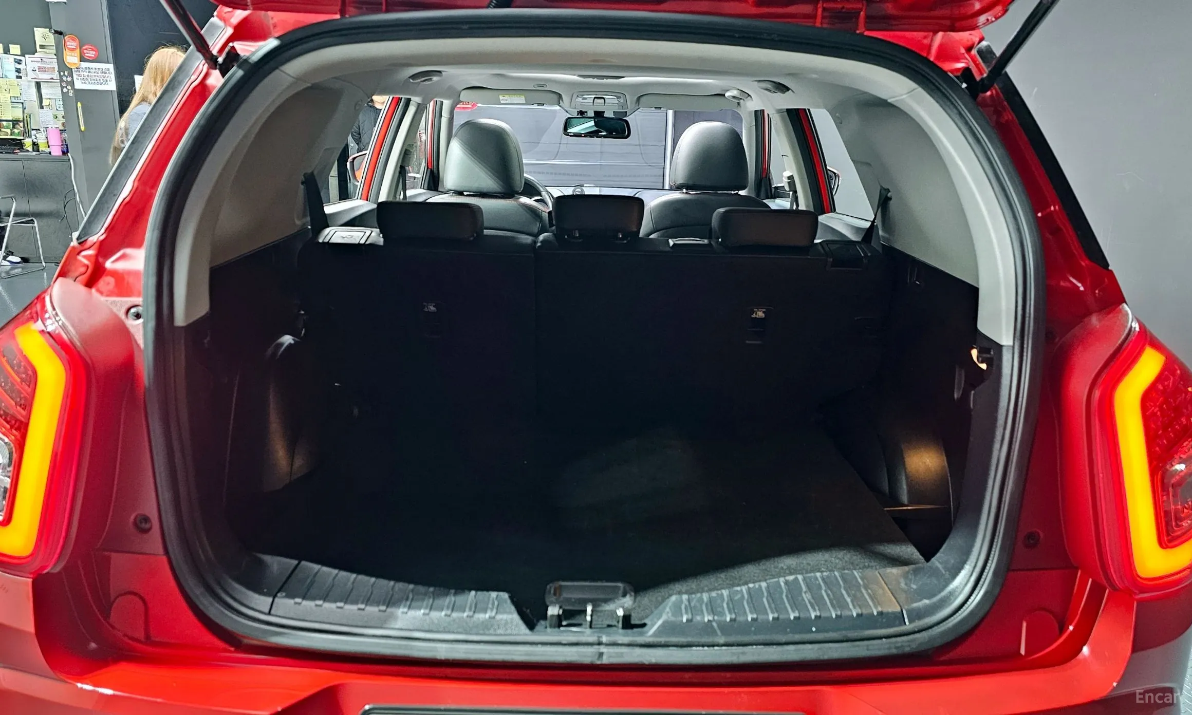 KG Mobility (SsangYong) Tivoli Air превью 13