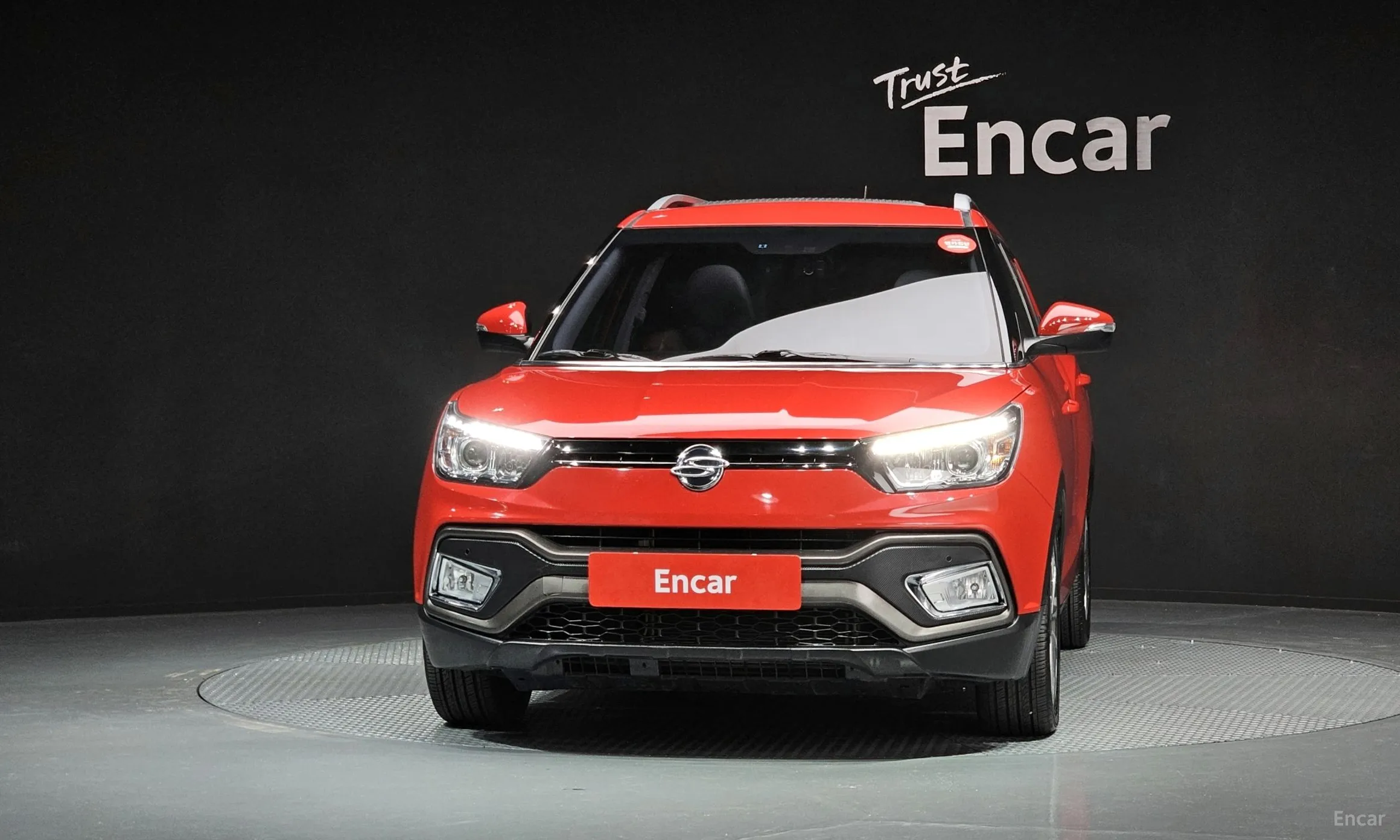 KG Mobility (SsangYong) Tivoli Air превью 3