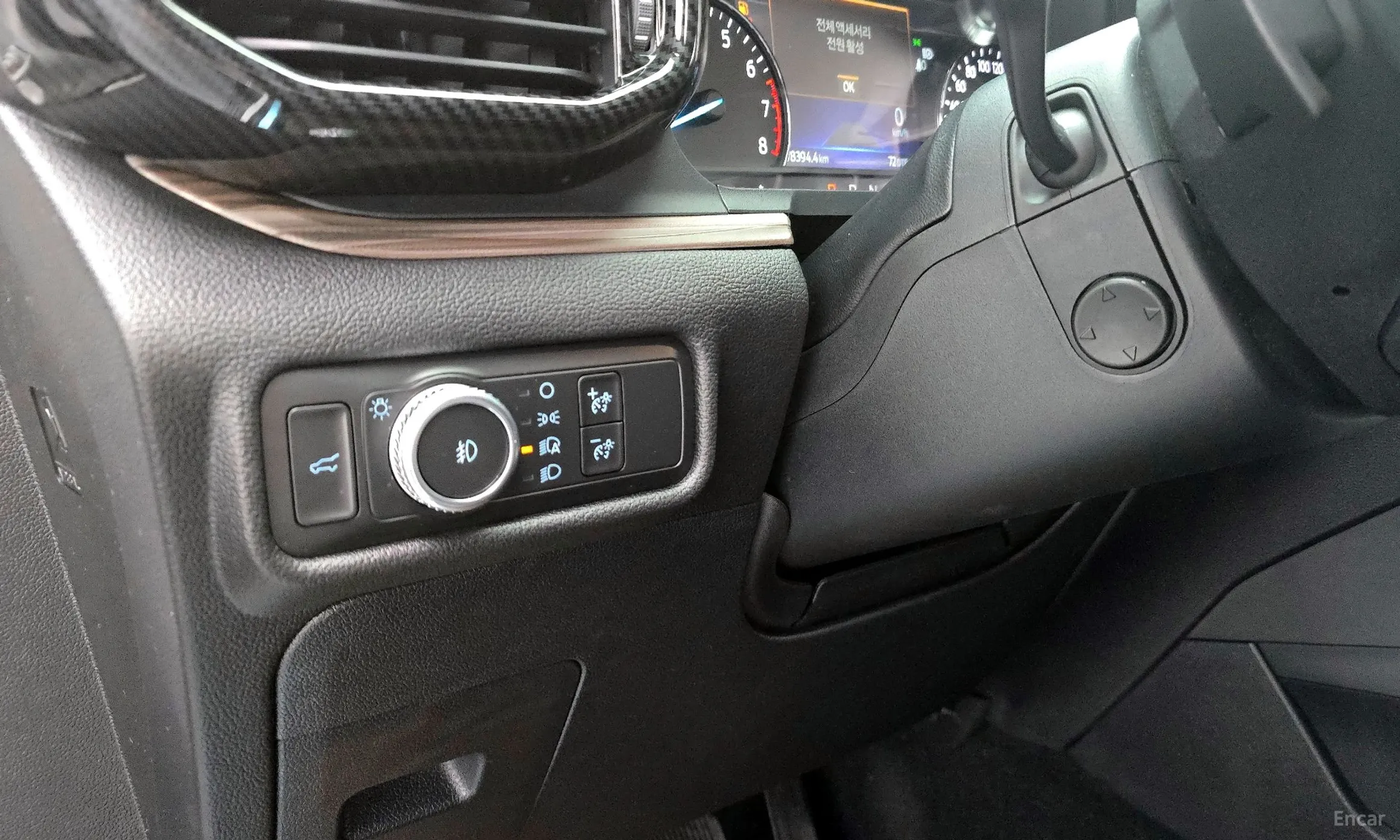 Ford Explorer 6th Generation превью 18