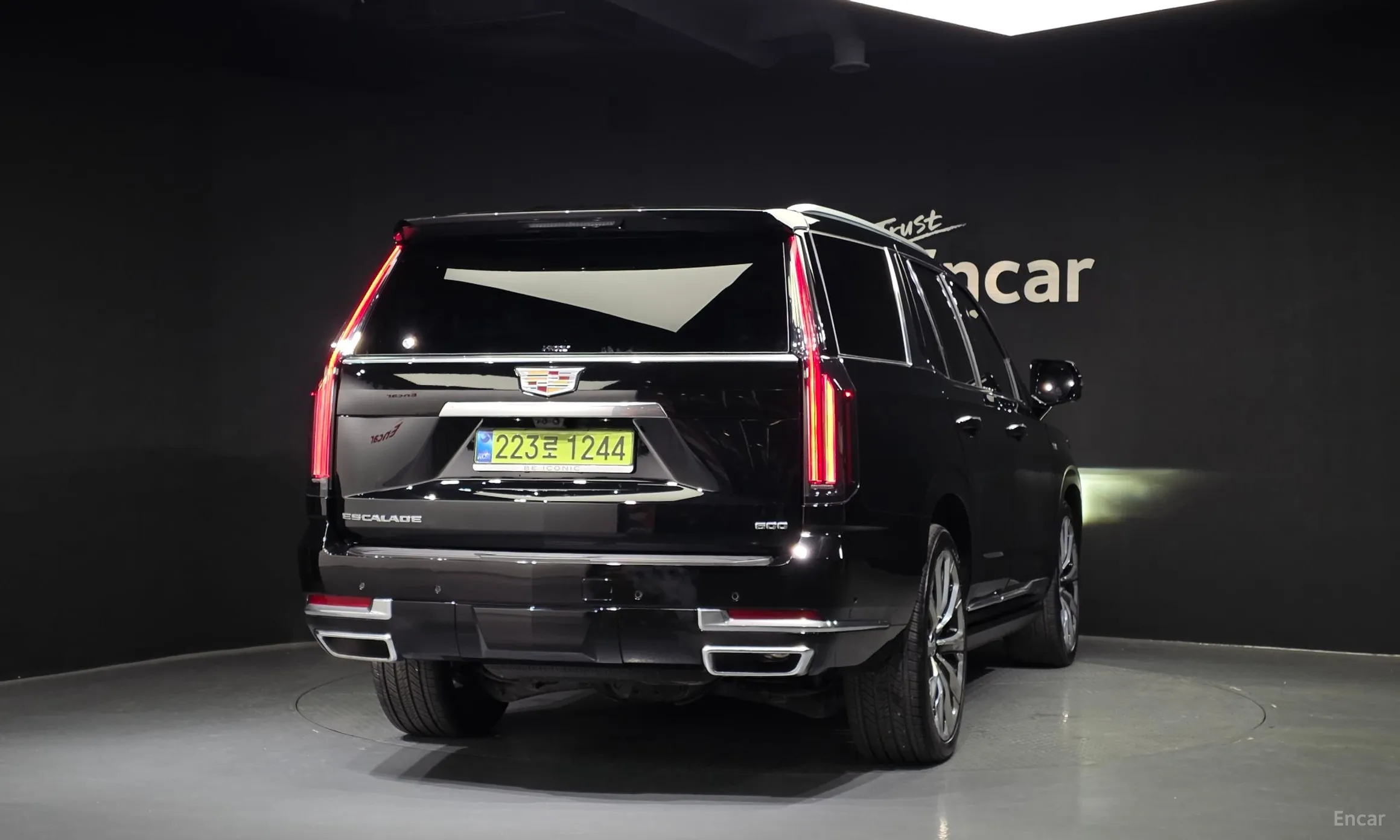 Cadillac Escalade 5th Generation превью 4