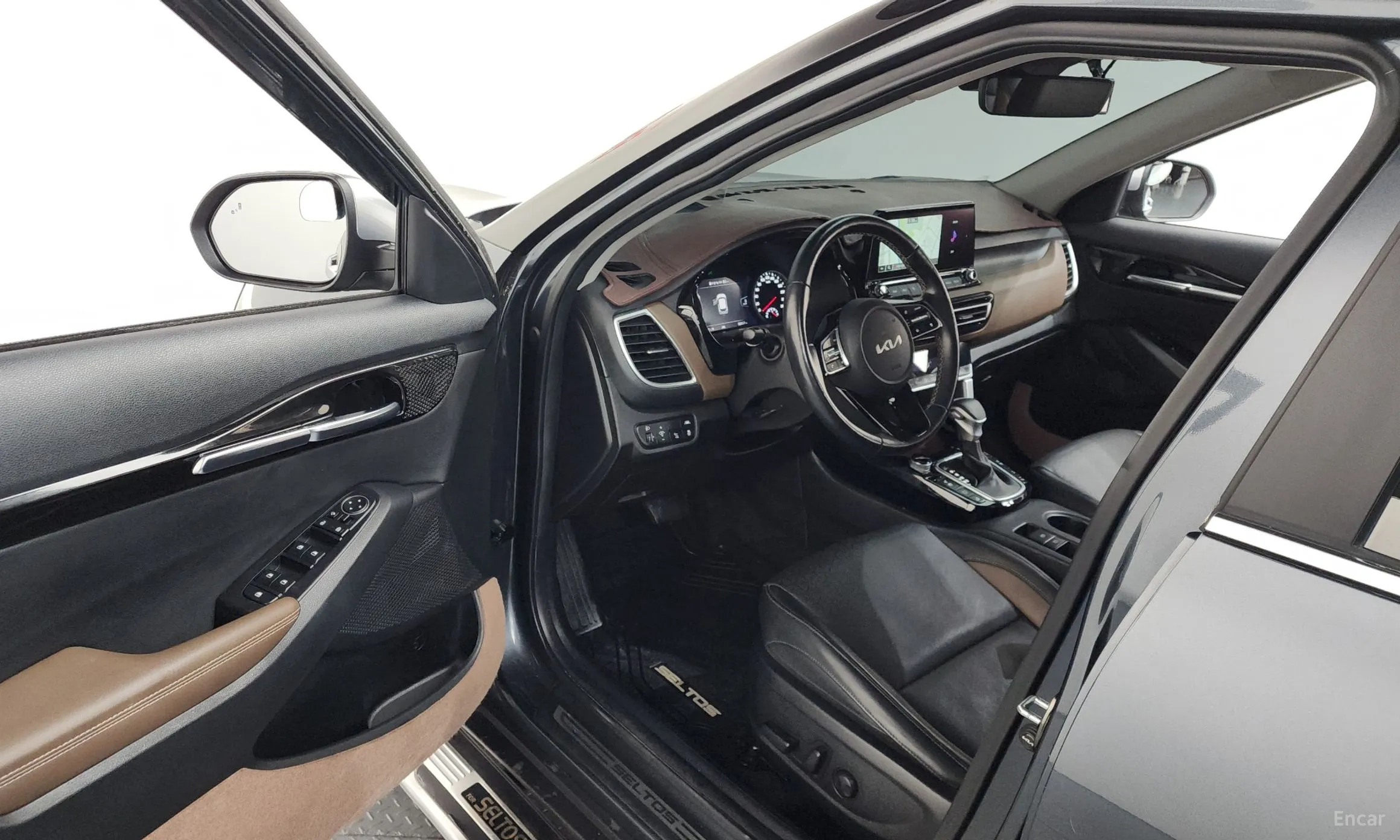Kia Seltos превью 10