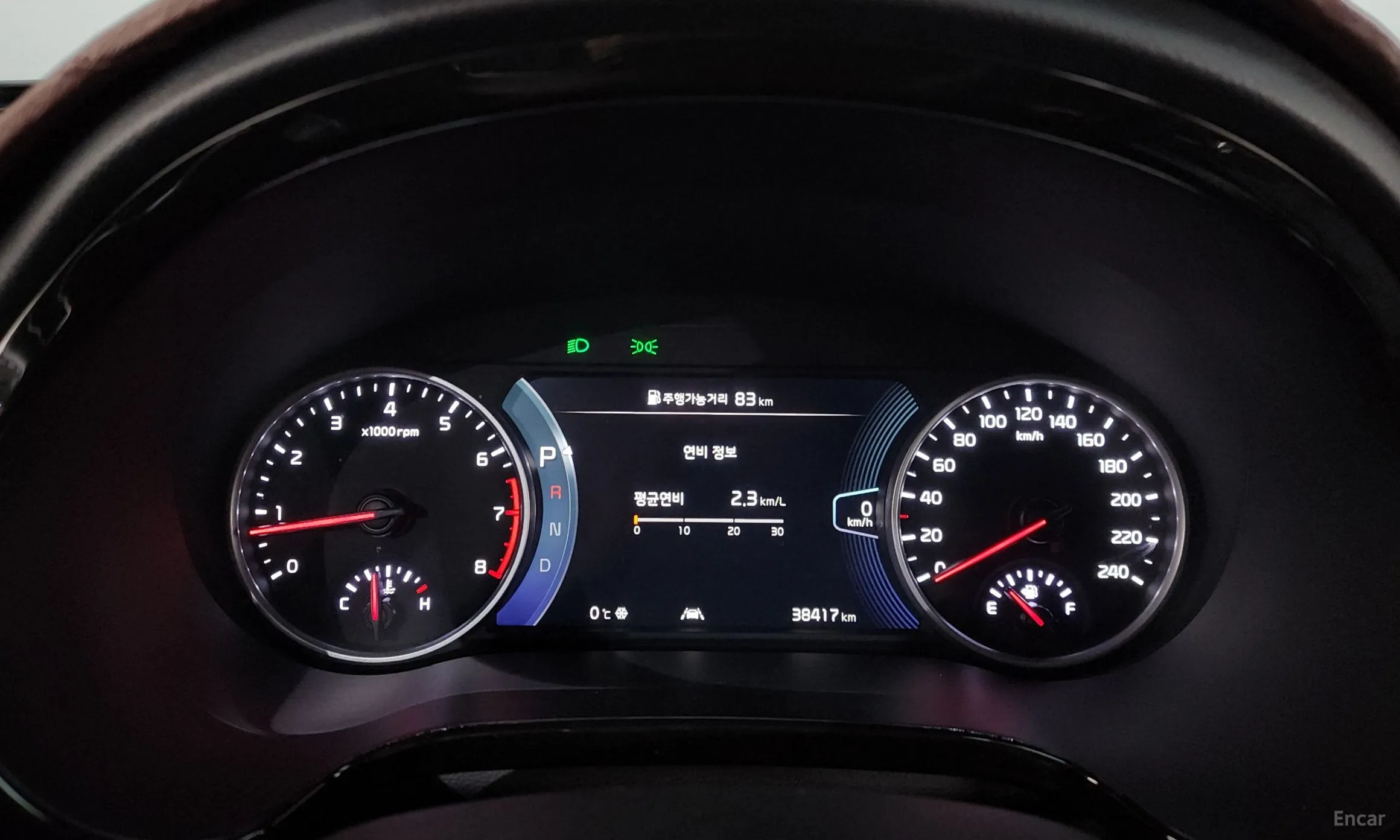 Kia Seltos превью 8