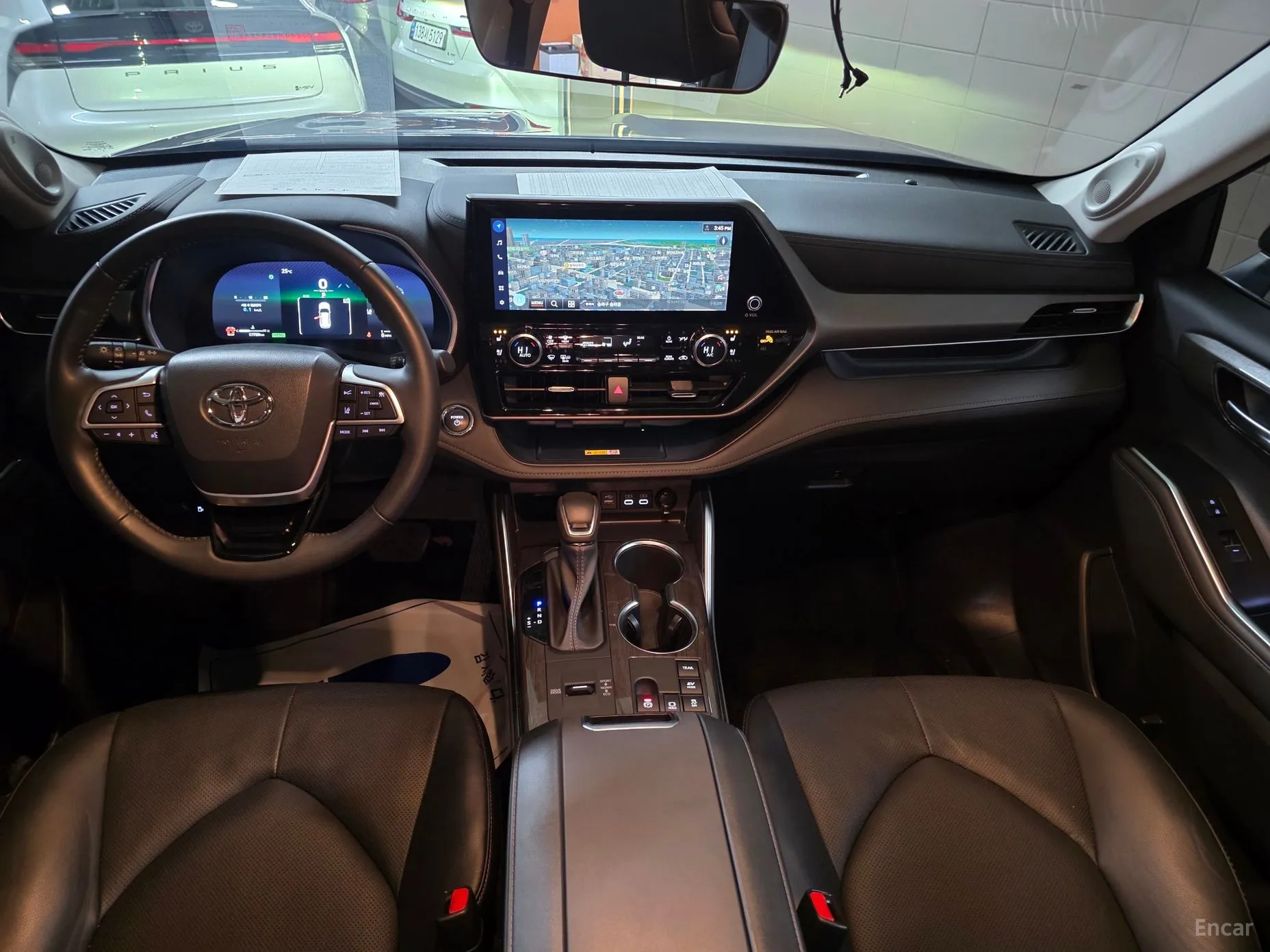 Toyota Highlander 4th generation превью 17