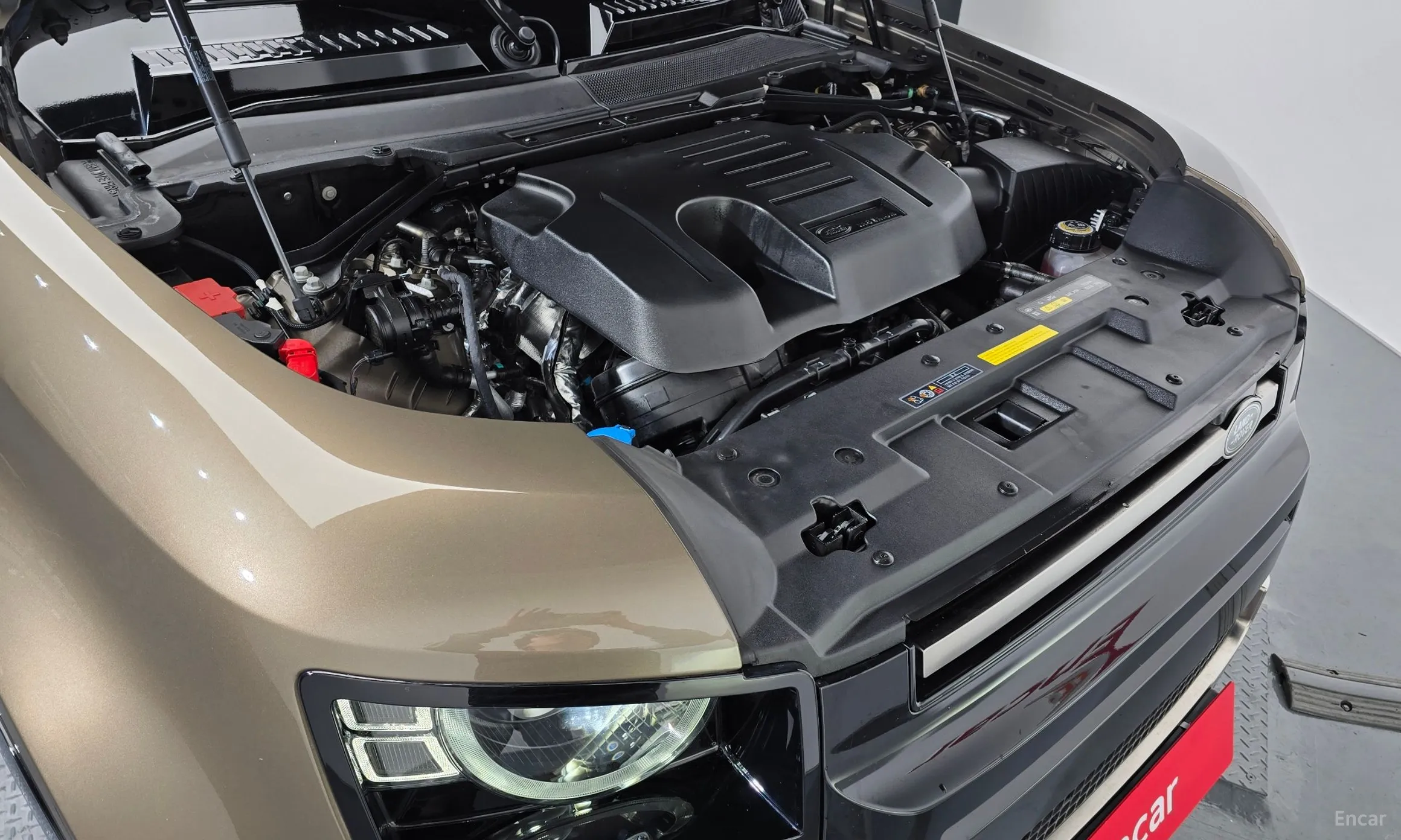 Land Rover Defender (L663) превью 6