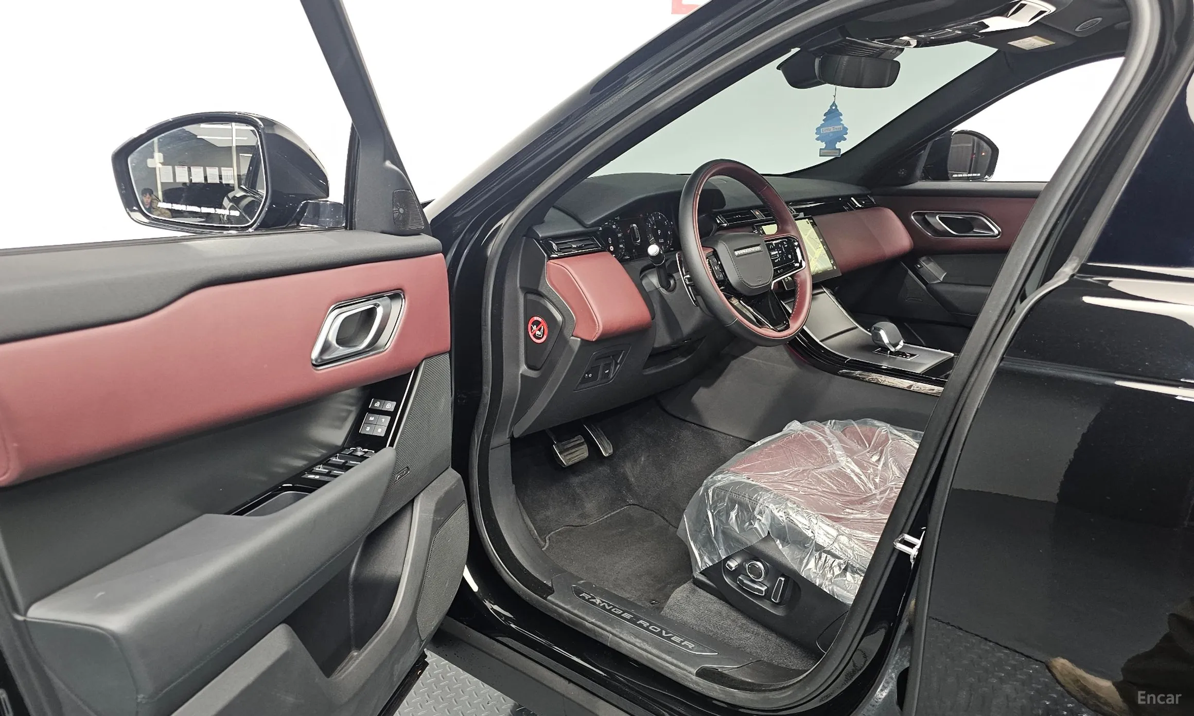 Land Rover Range Rover Bella превью 10