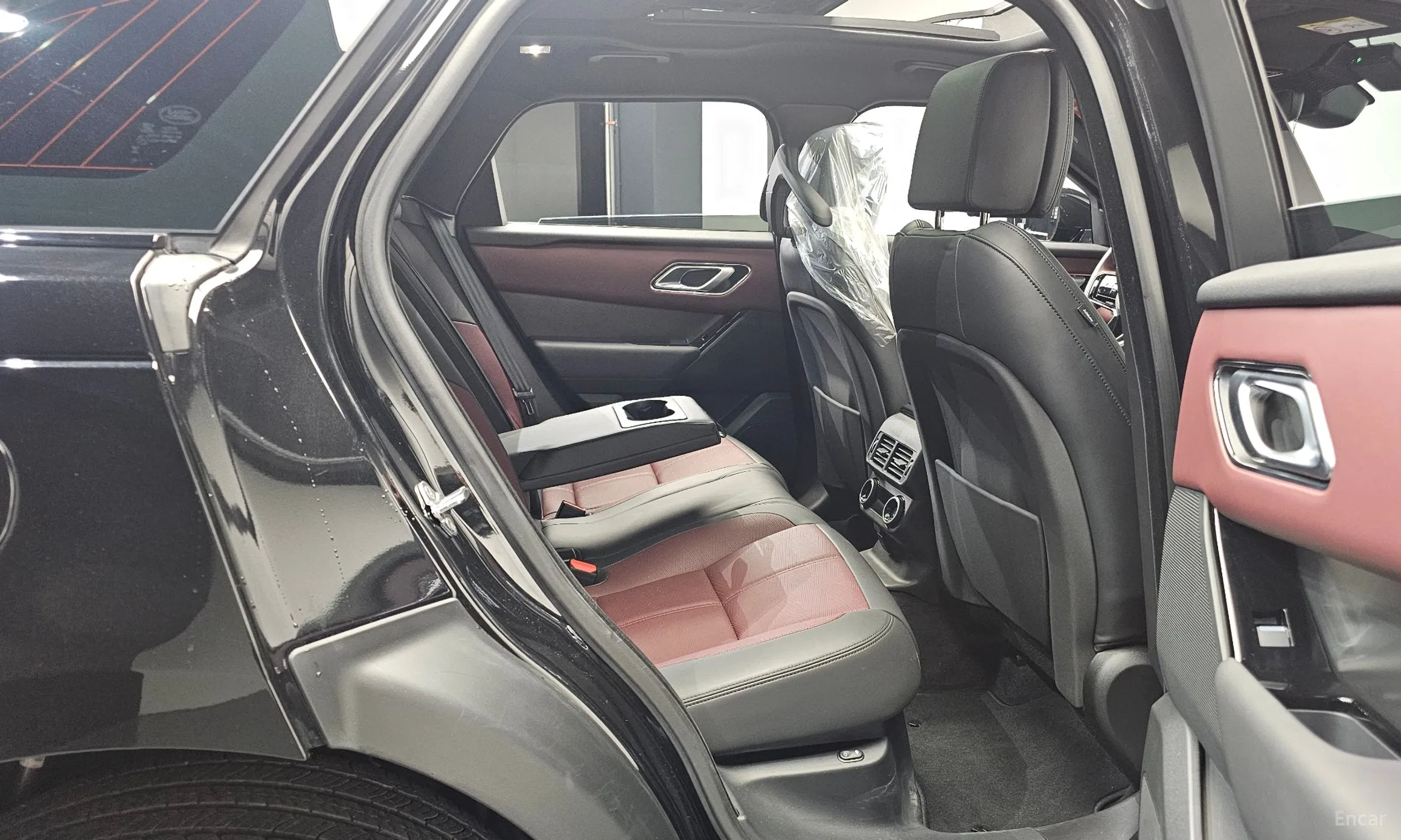 Land Rover Range Rover Bella превью 12