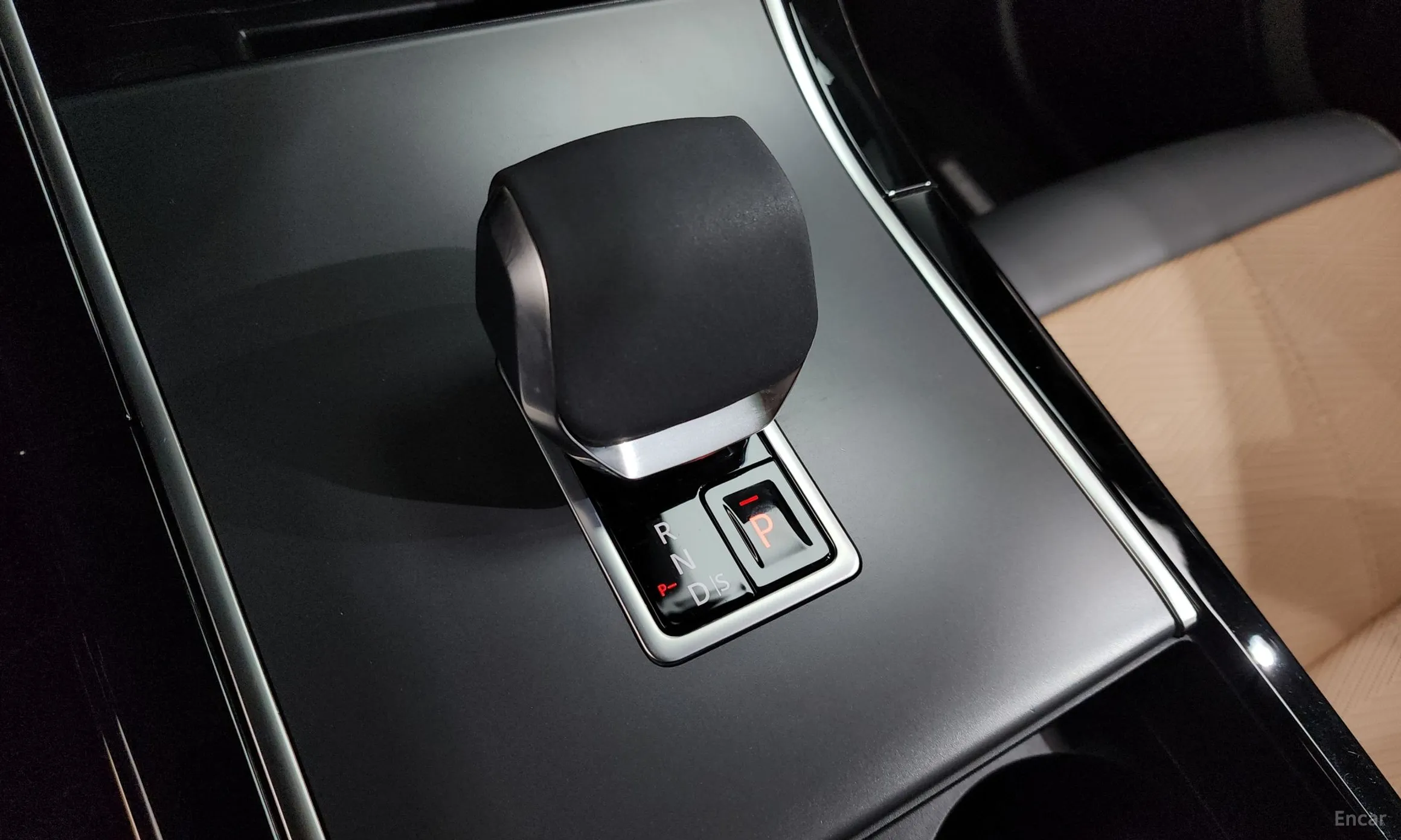 Land Rover Range Rover Bella превью 9
