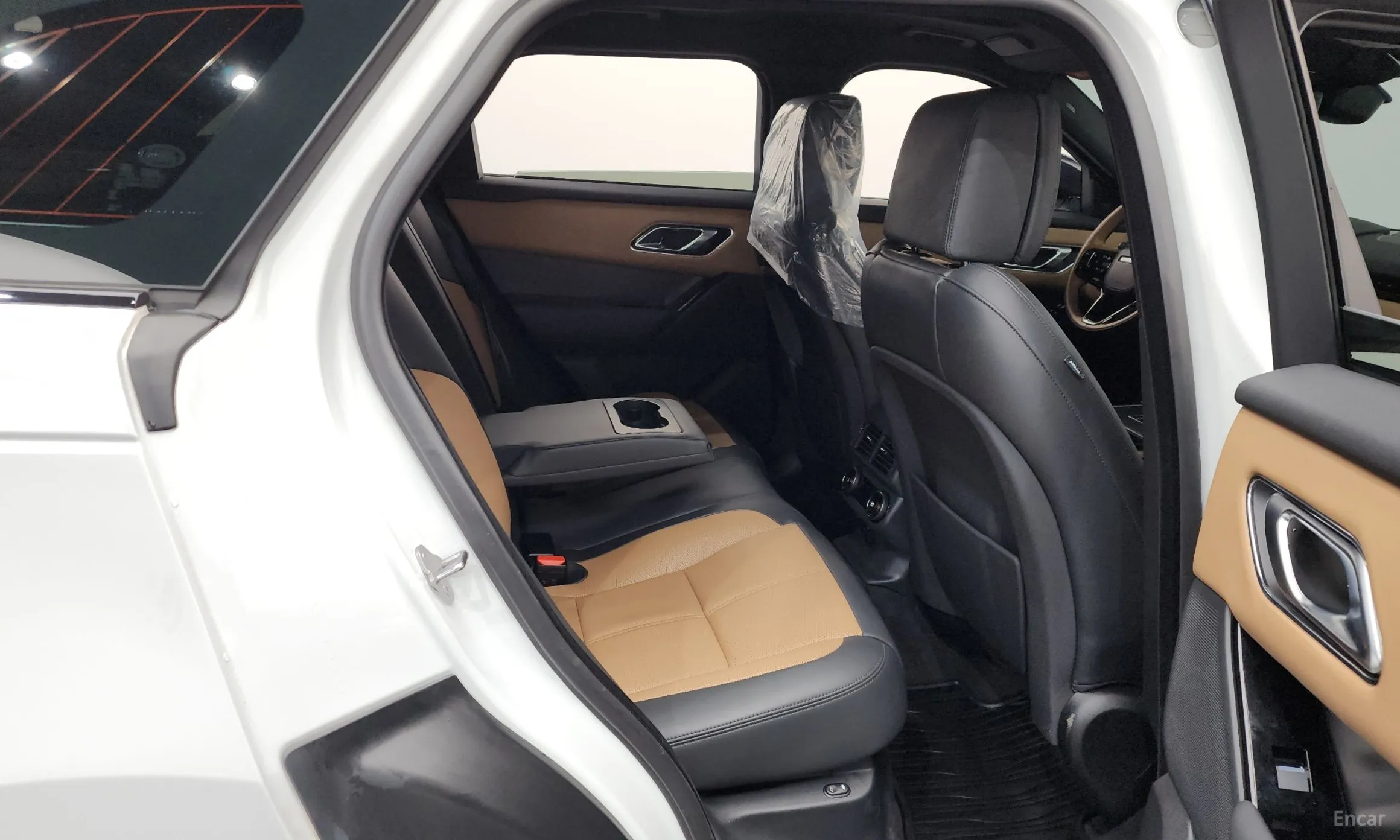 Land Rover Range Rover Bella превью 12