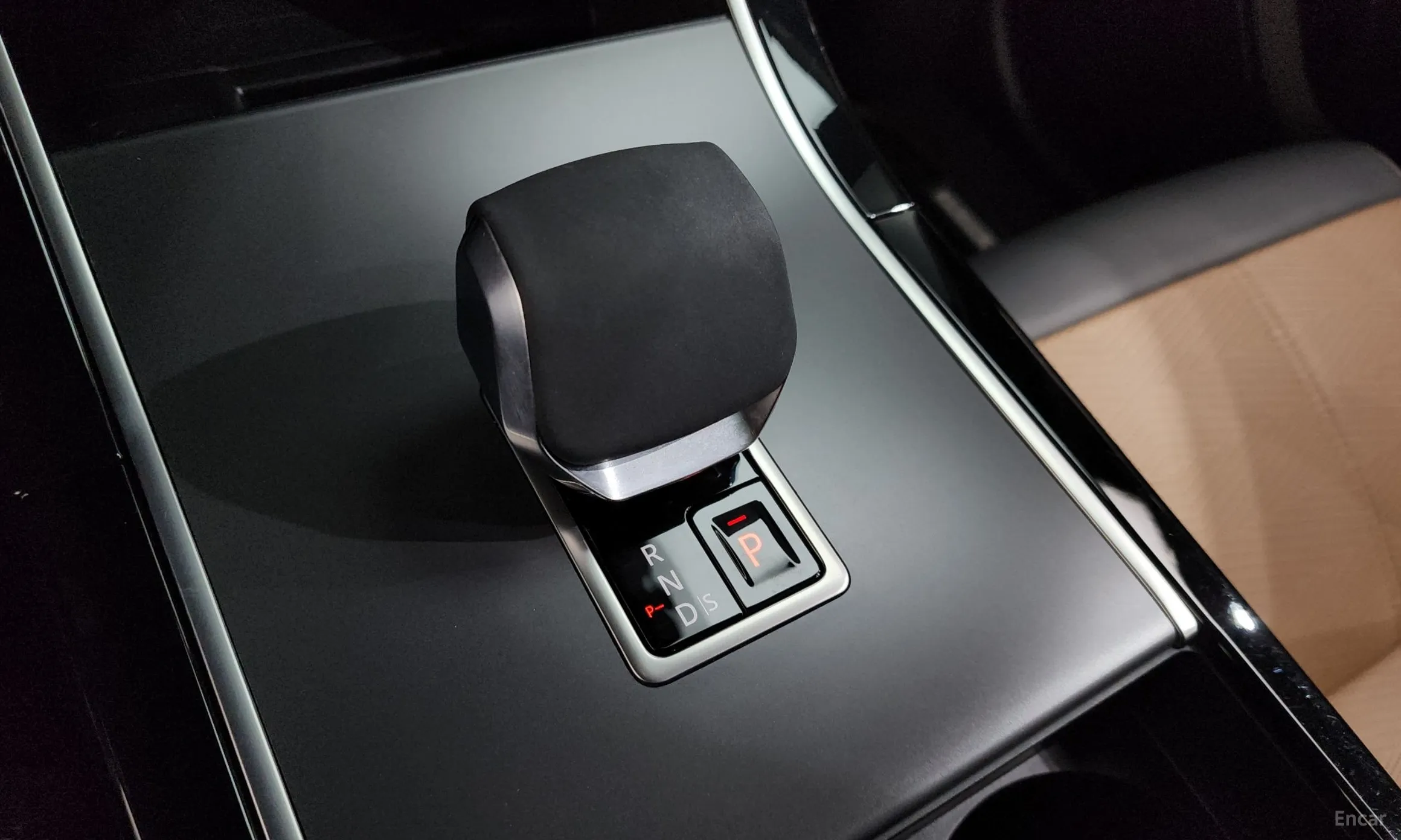 Land Rover Range Rover Bella превью 9
