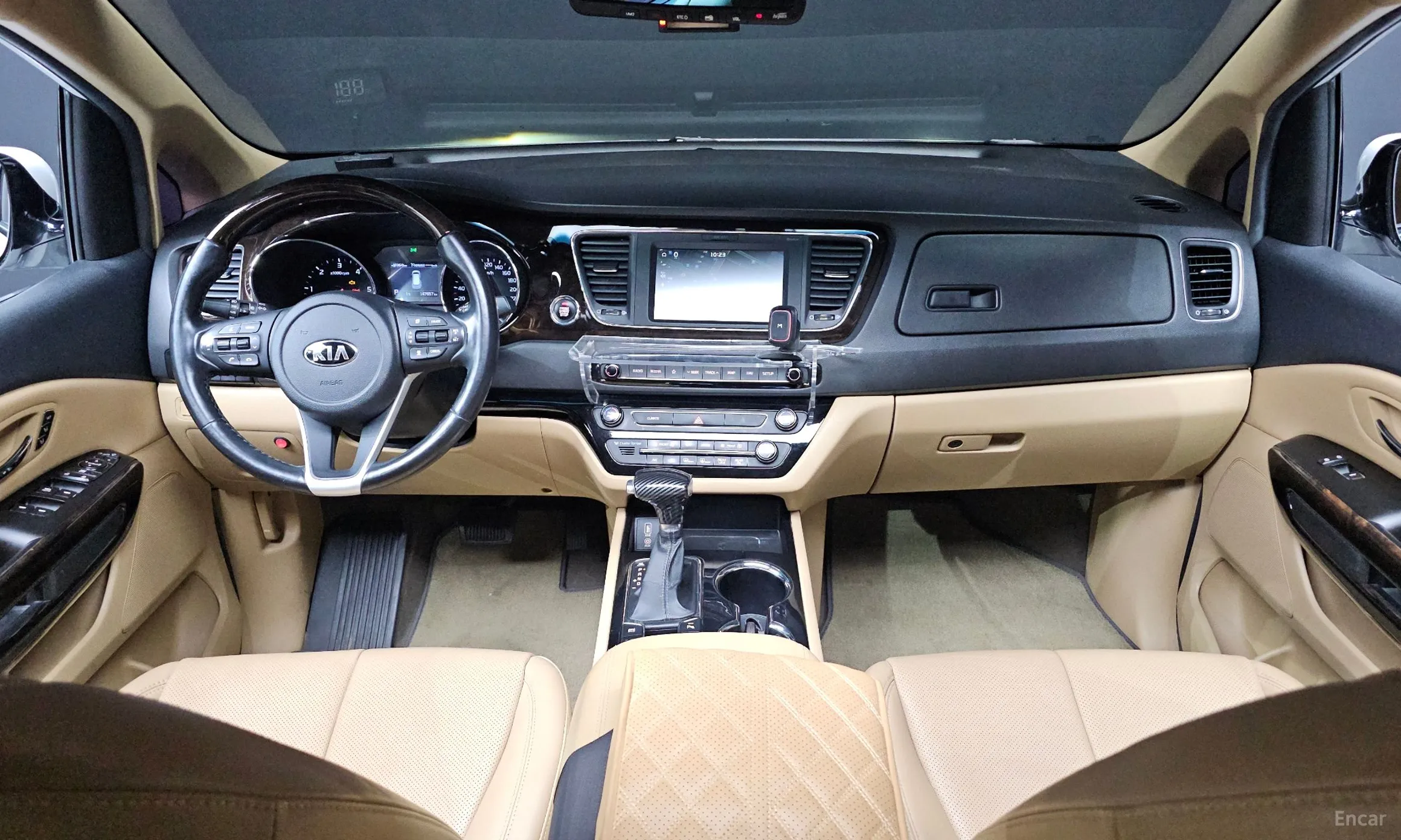 Kia Carnival превью 7