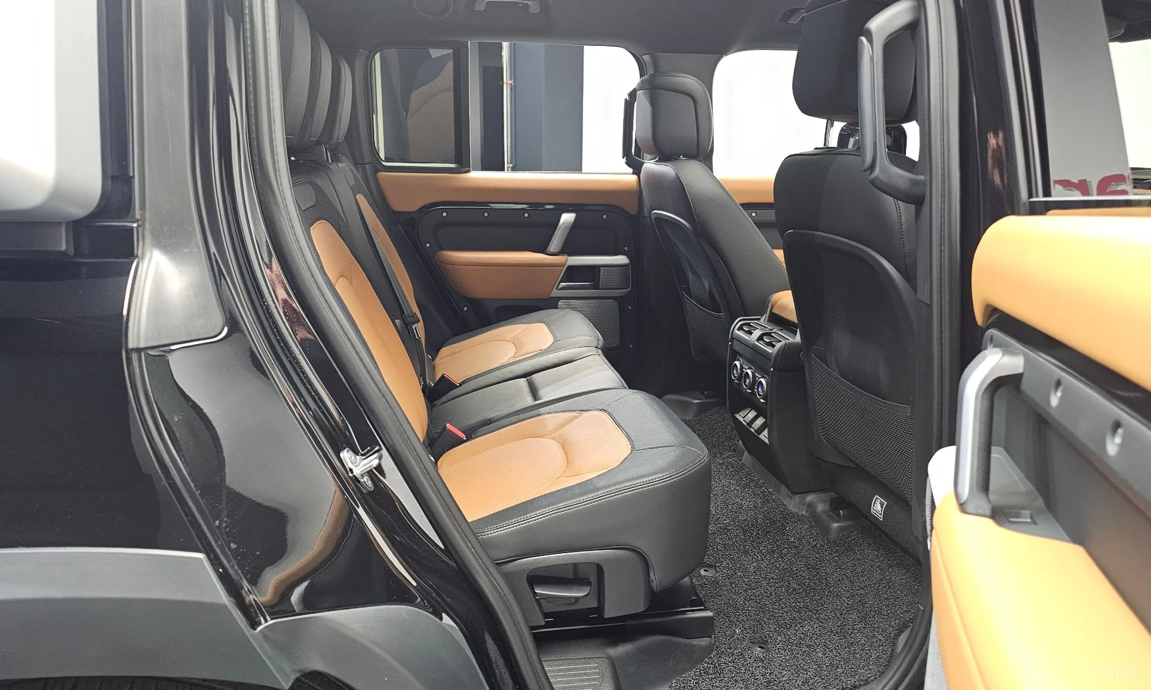 Land Rover Defender (L663) превью 12