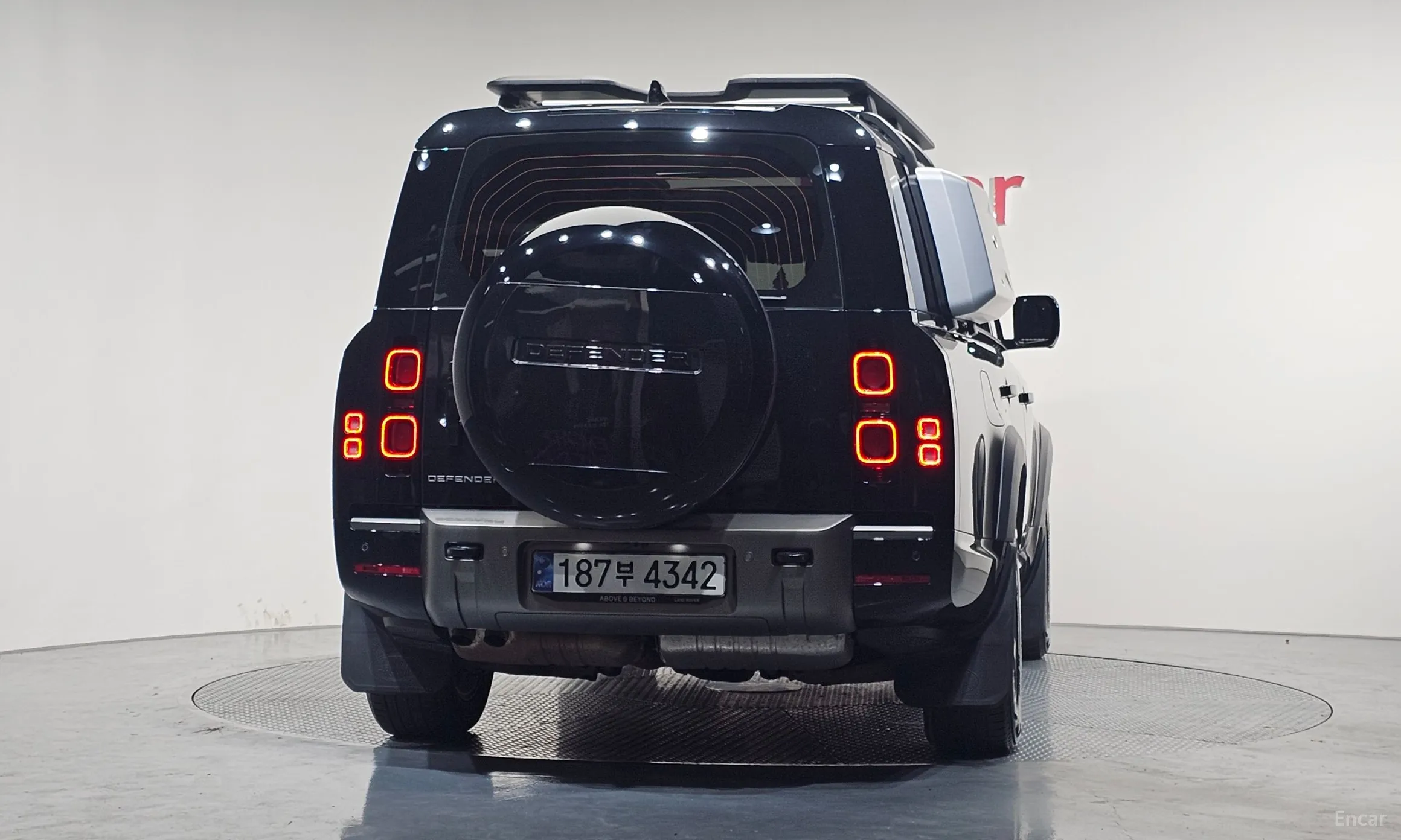 Land Rover Defender (L663) превью 4