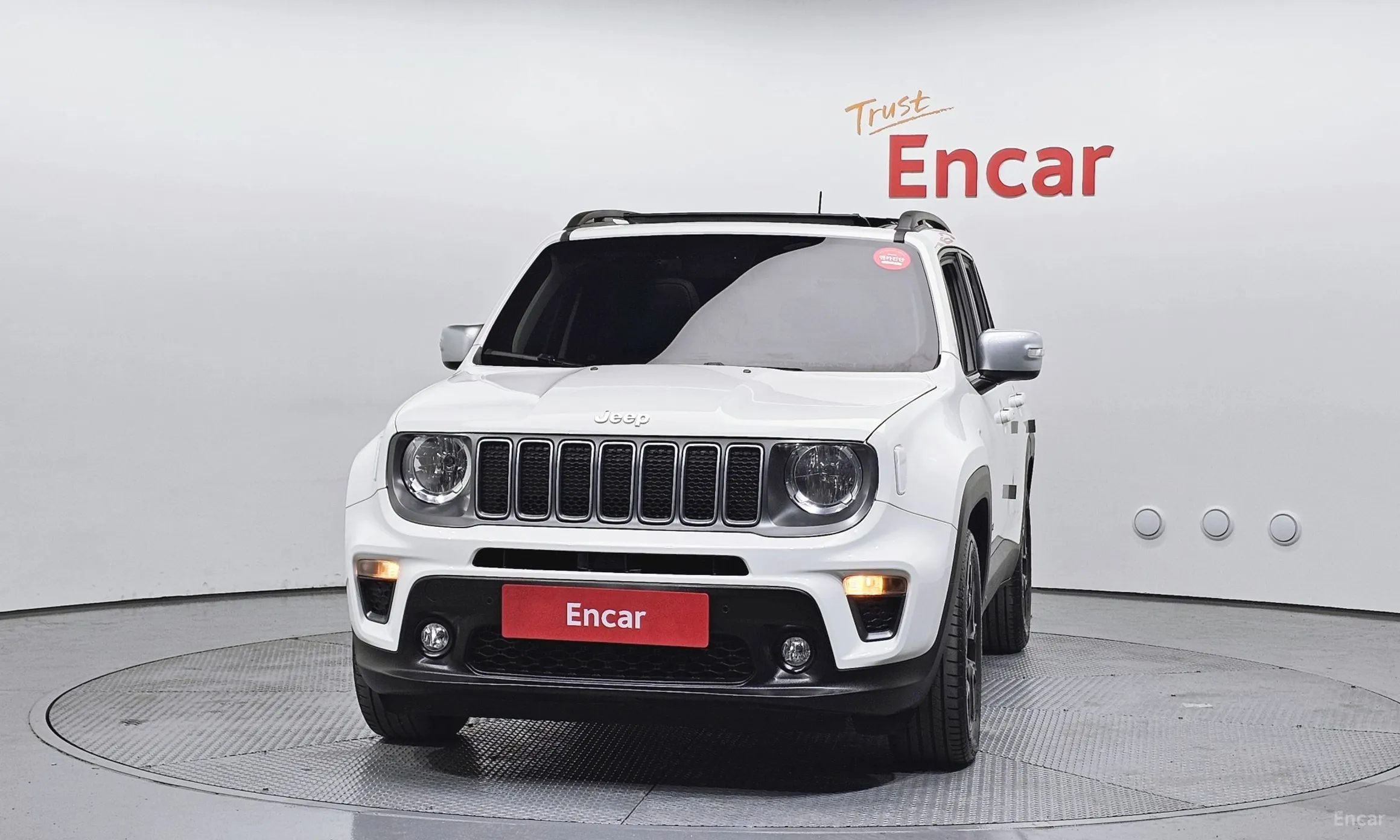 Jeep Renegade превью 3