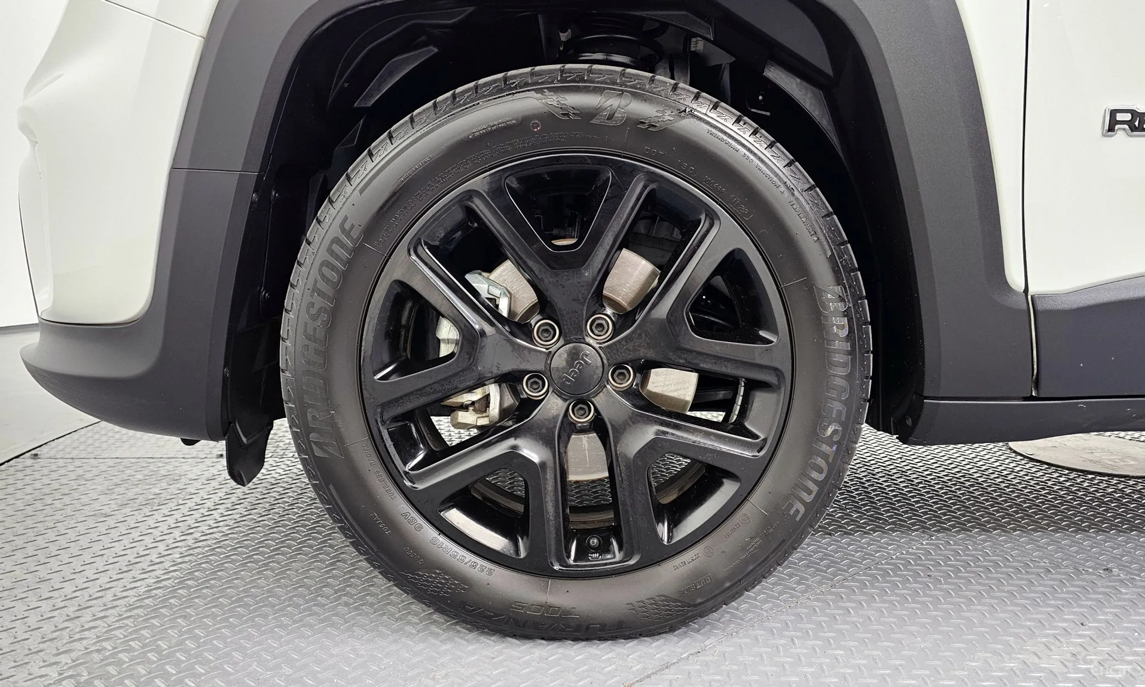 Jeep Renegade превью 5