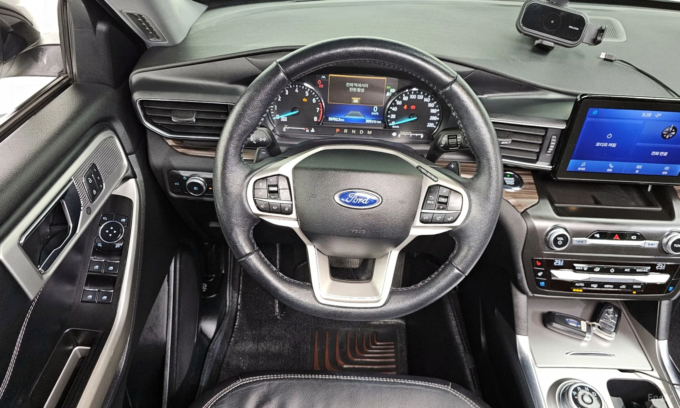Ford Explorer 6th Generation превью 13