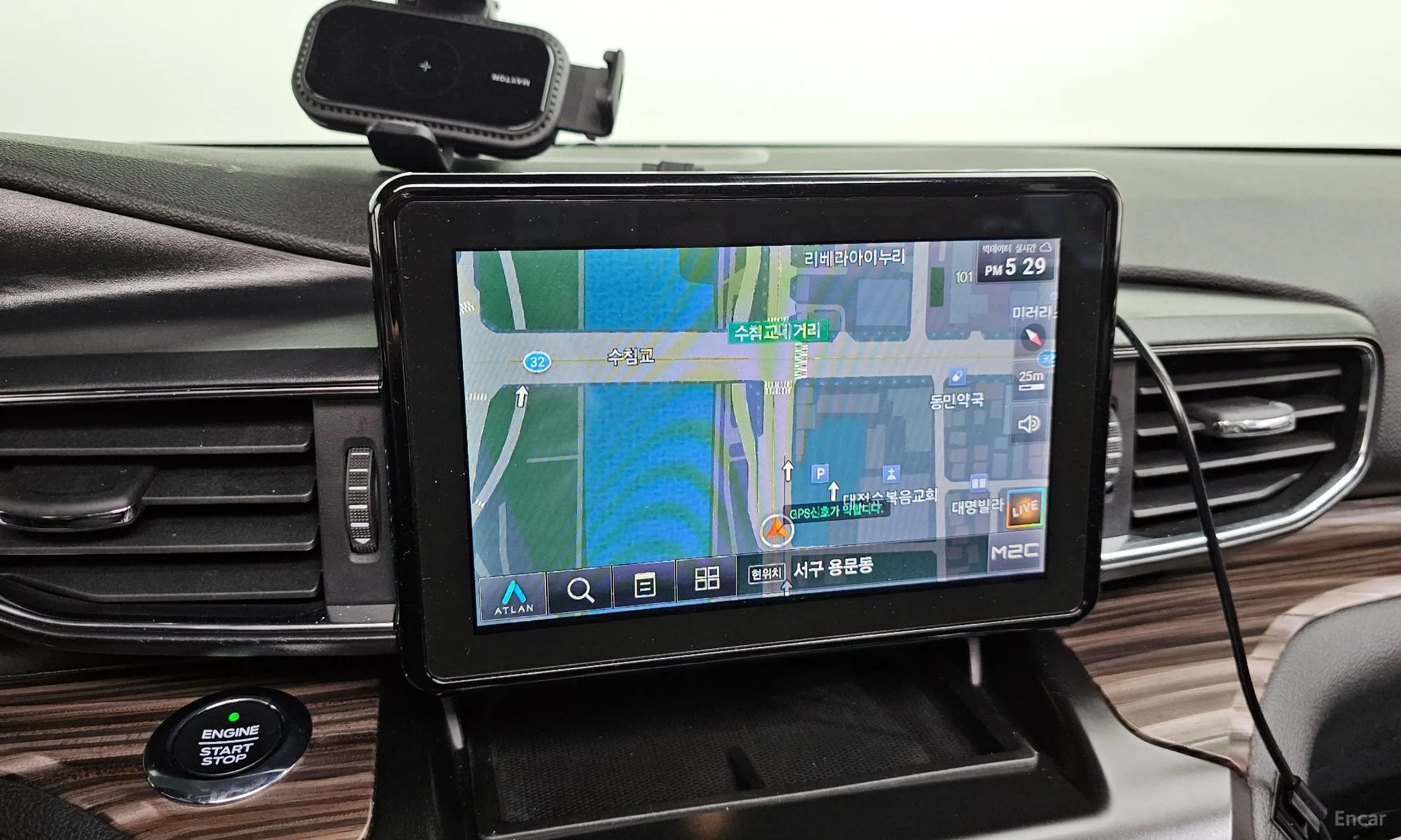 Ford Explorer 6th Generation превью 15