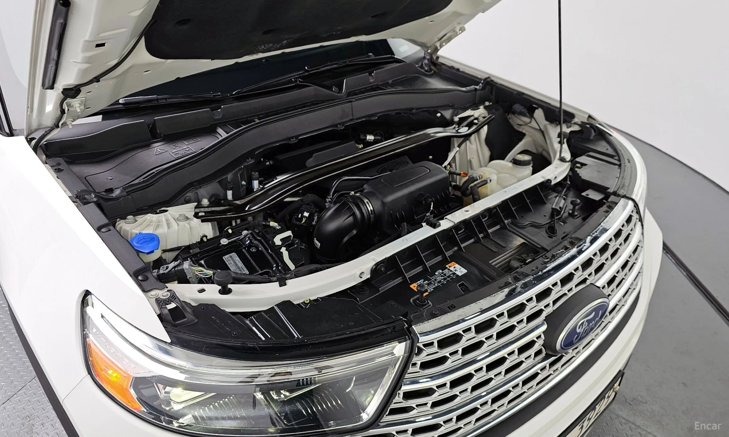 Ford Explorer 6th Generation превью 6