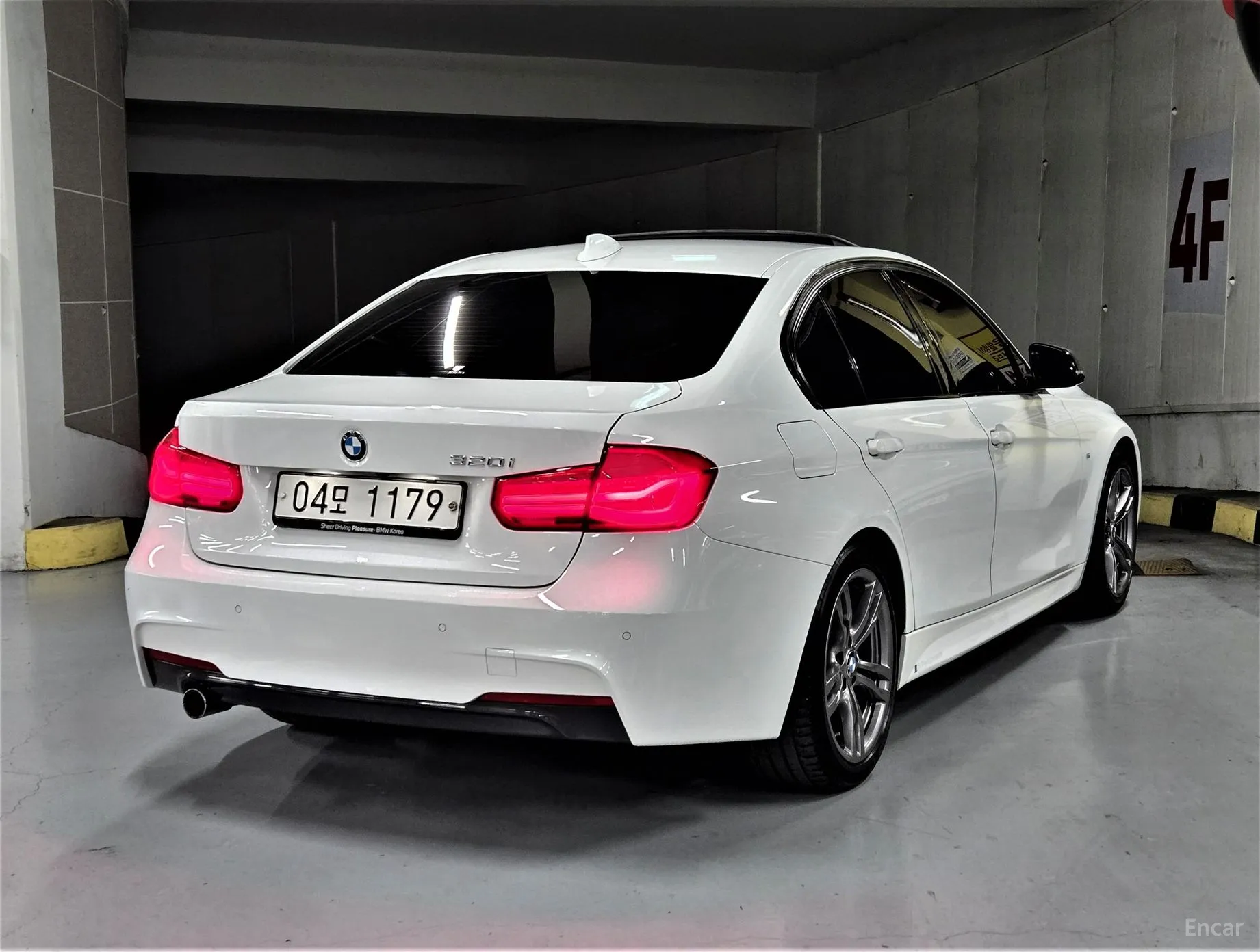BMW 3 Series (F30)