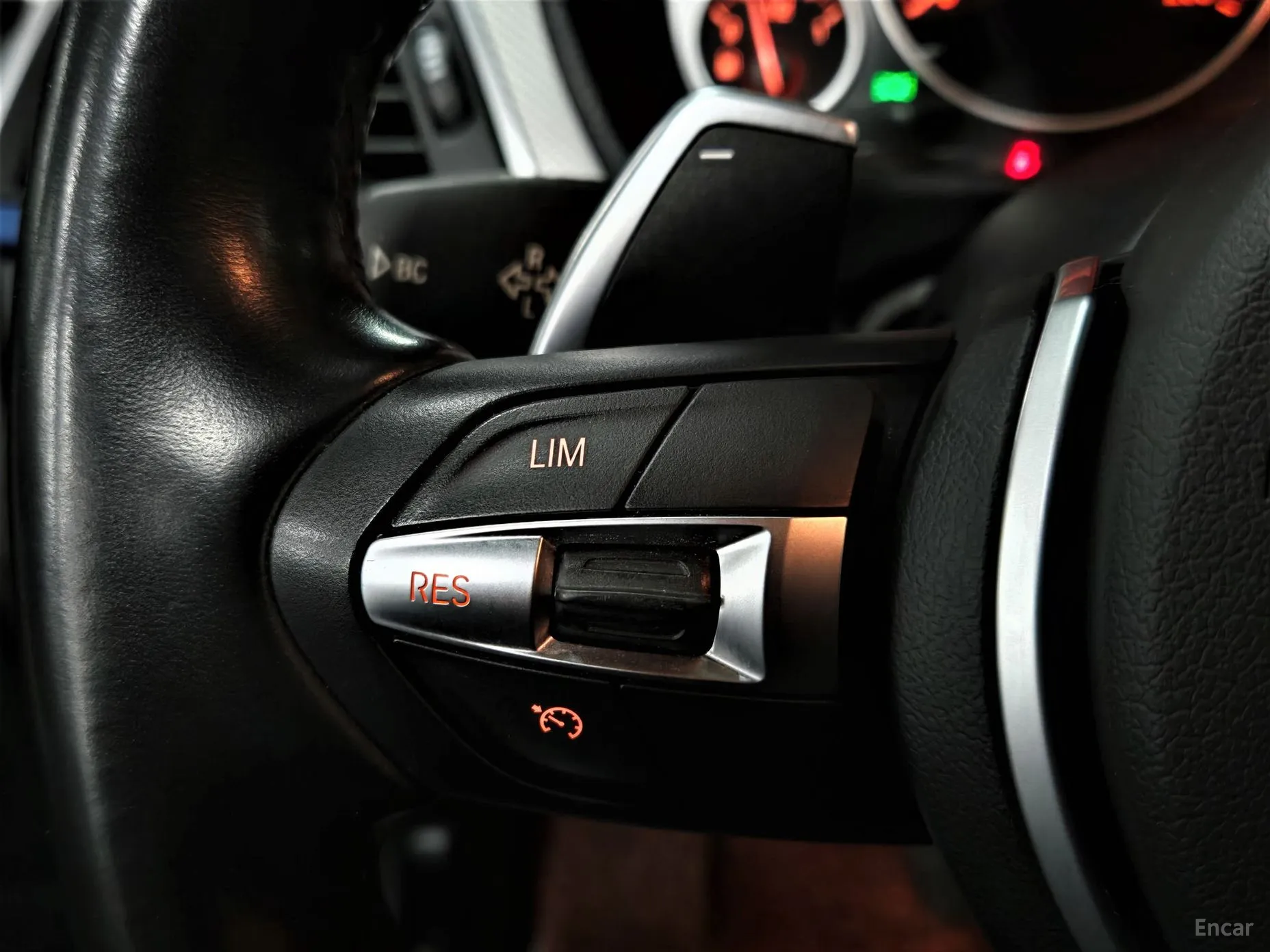 BMW 3 Series (F30) превью 19