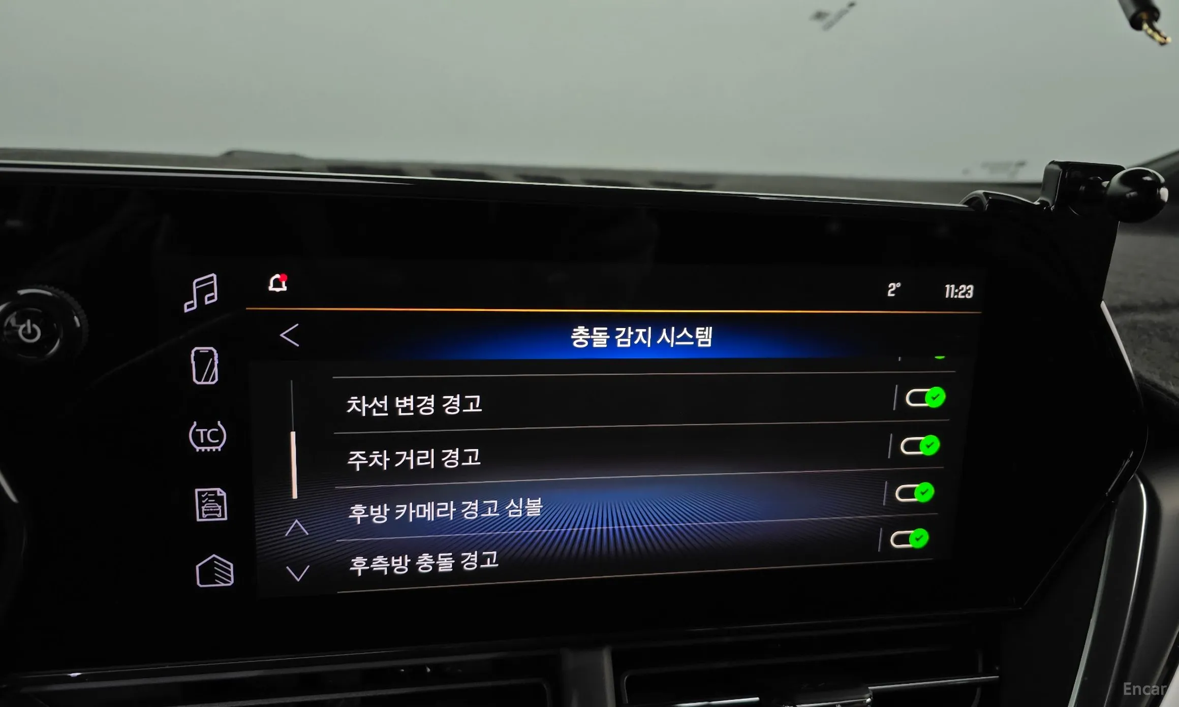 Chevrolet (GM Daewoo) Trax Crossover превью 17