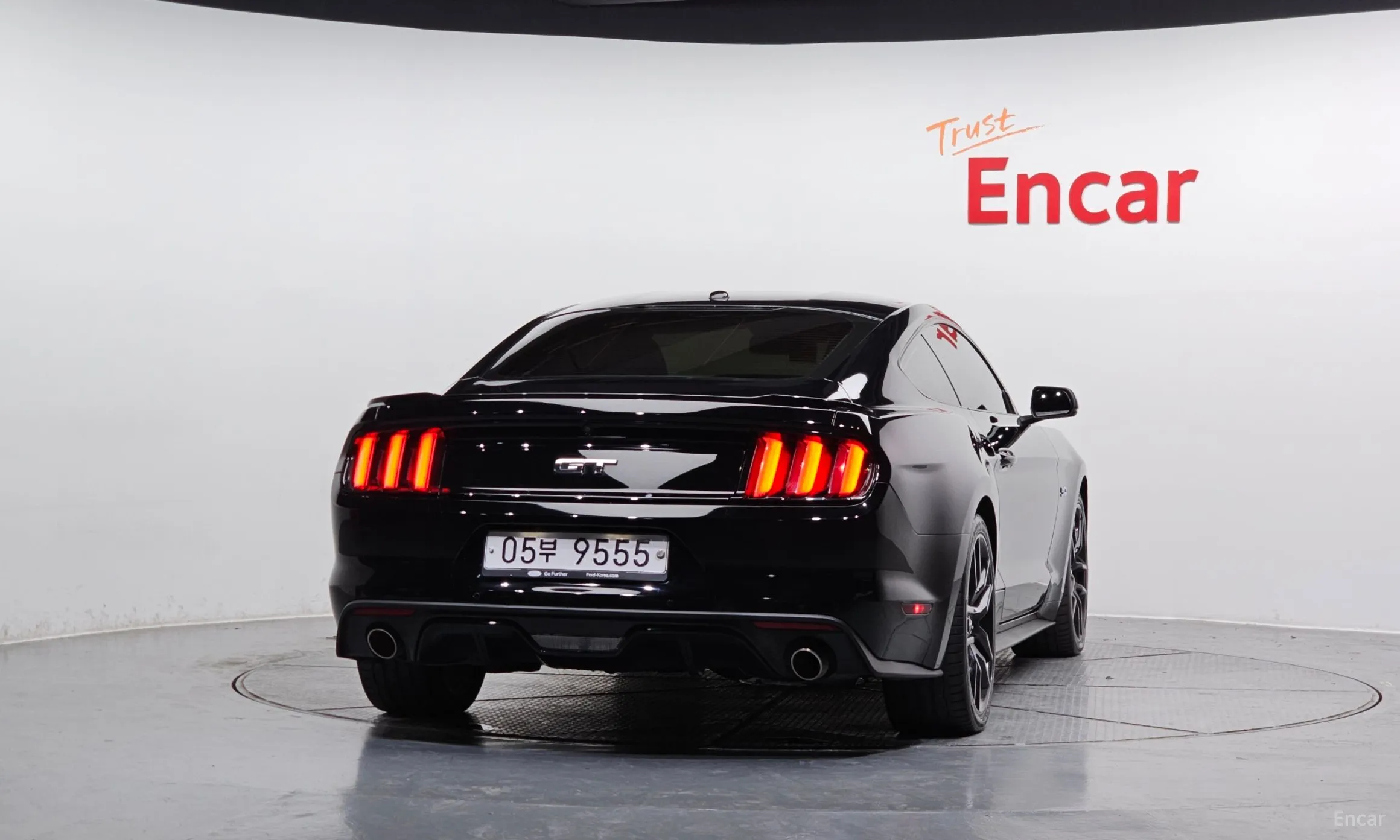 Ford Mustang превью 4