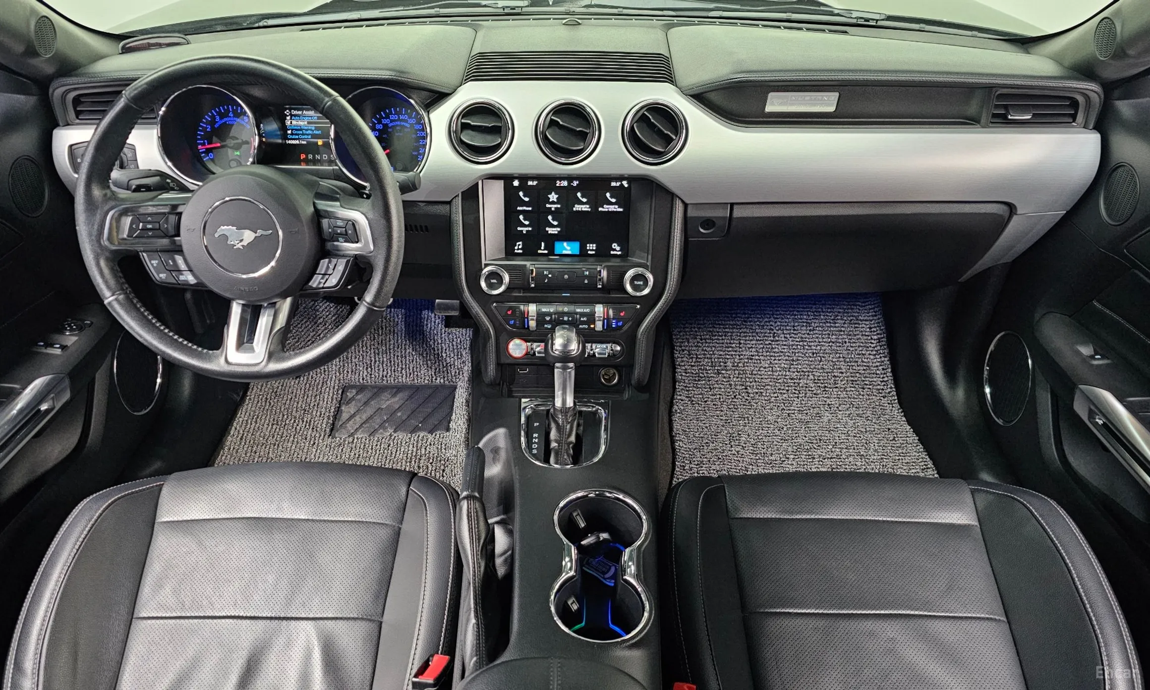 Ford Mustang превью 7