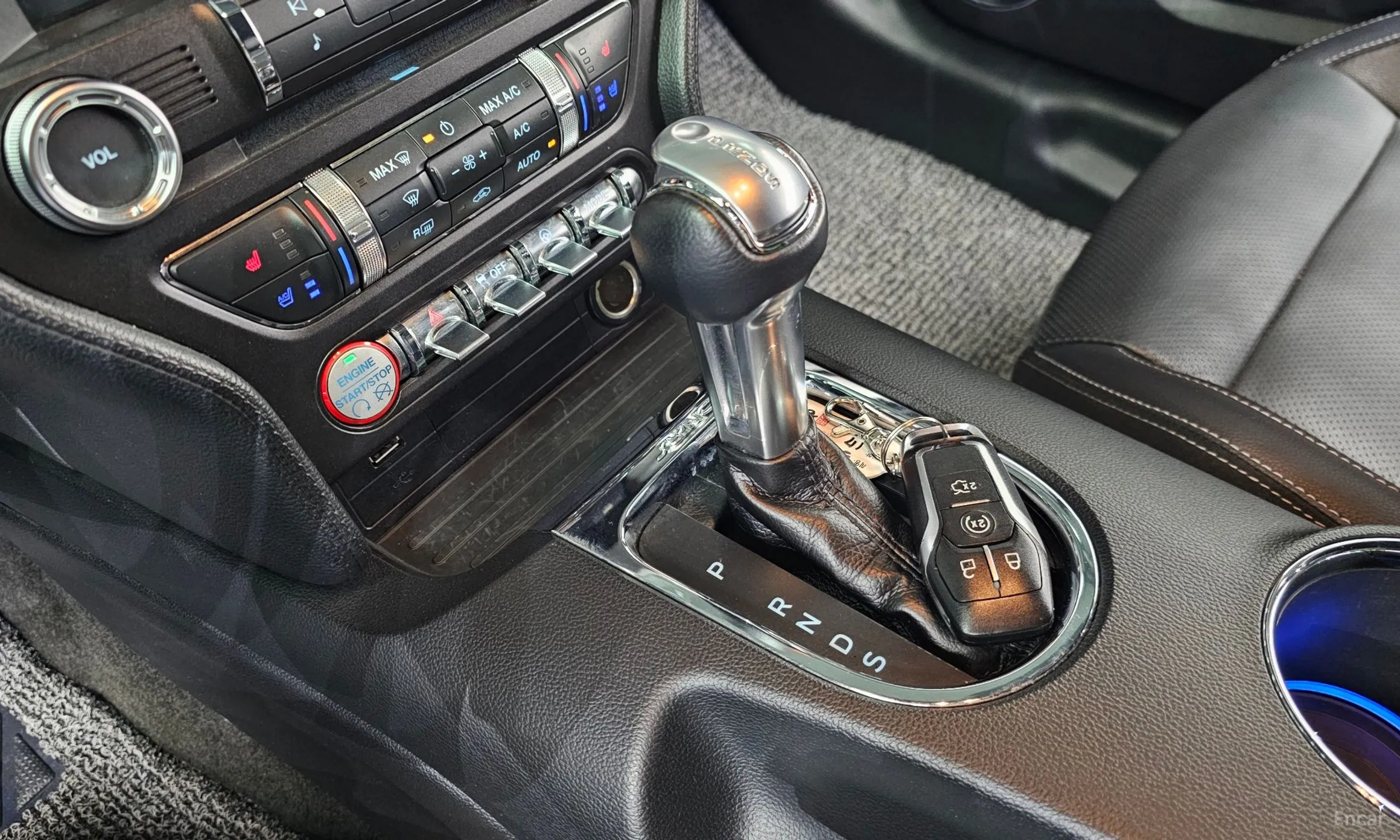 Ford Mustang превью 9