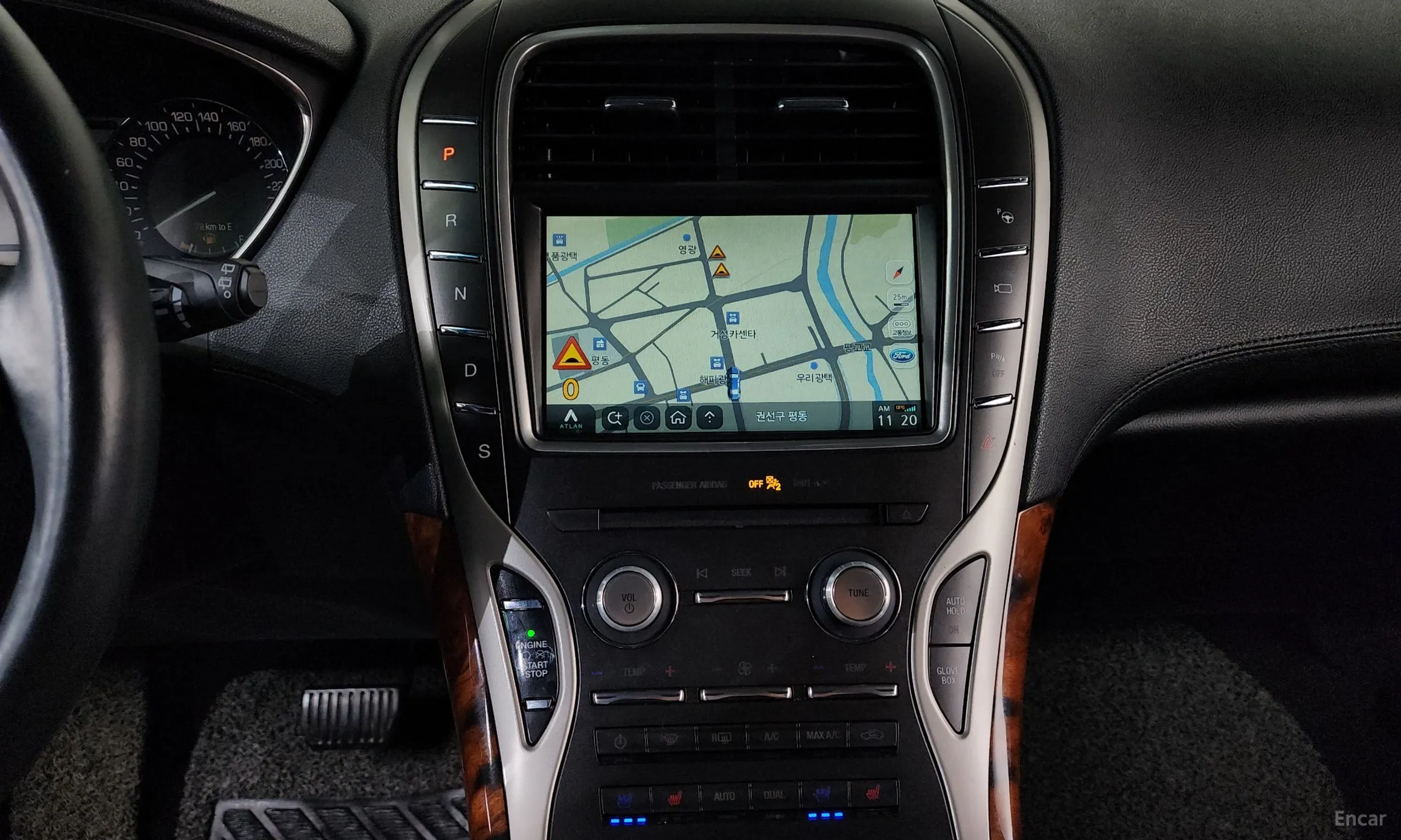 Lincoln MKX 2nd Generation превью 14