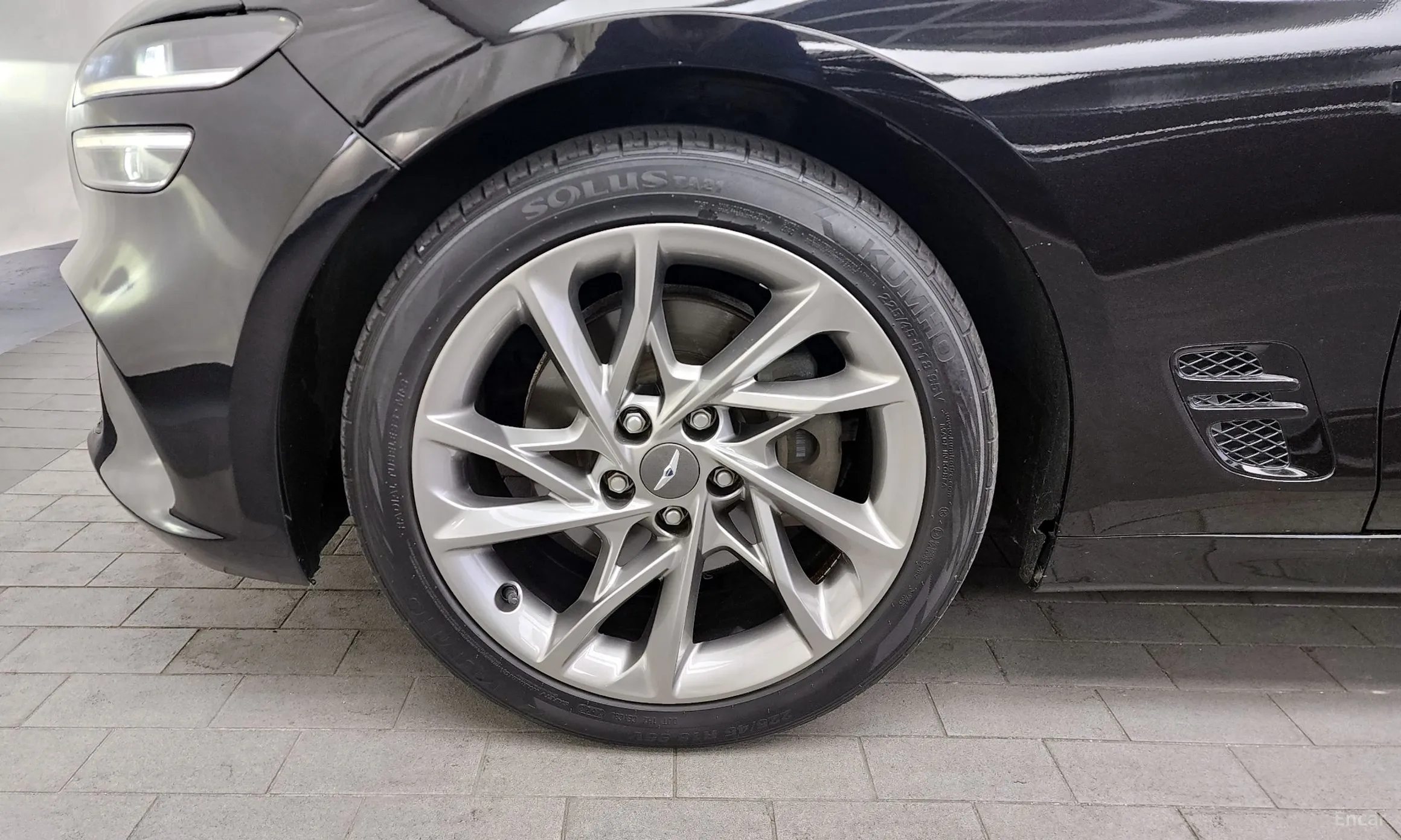 Genesis G70 превью 5