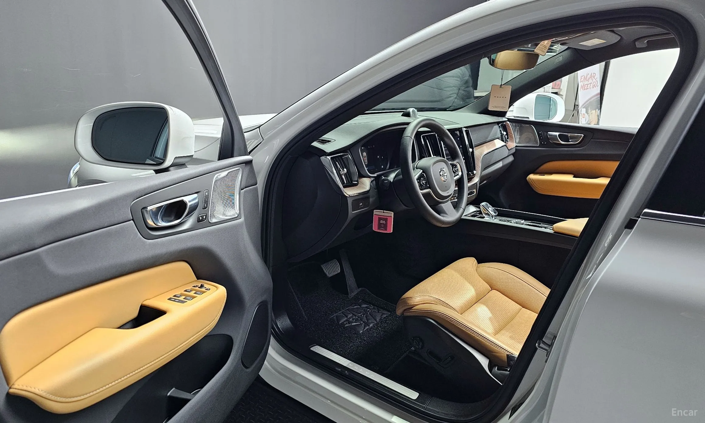 Volvo XC60 Gen 2 превью 10