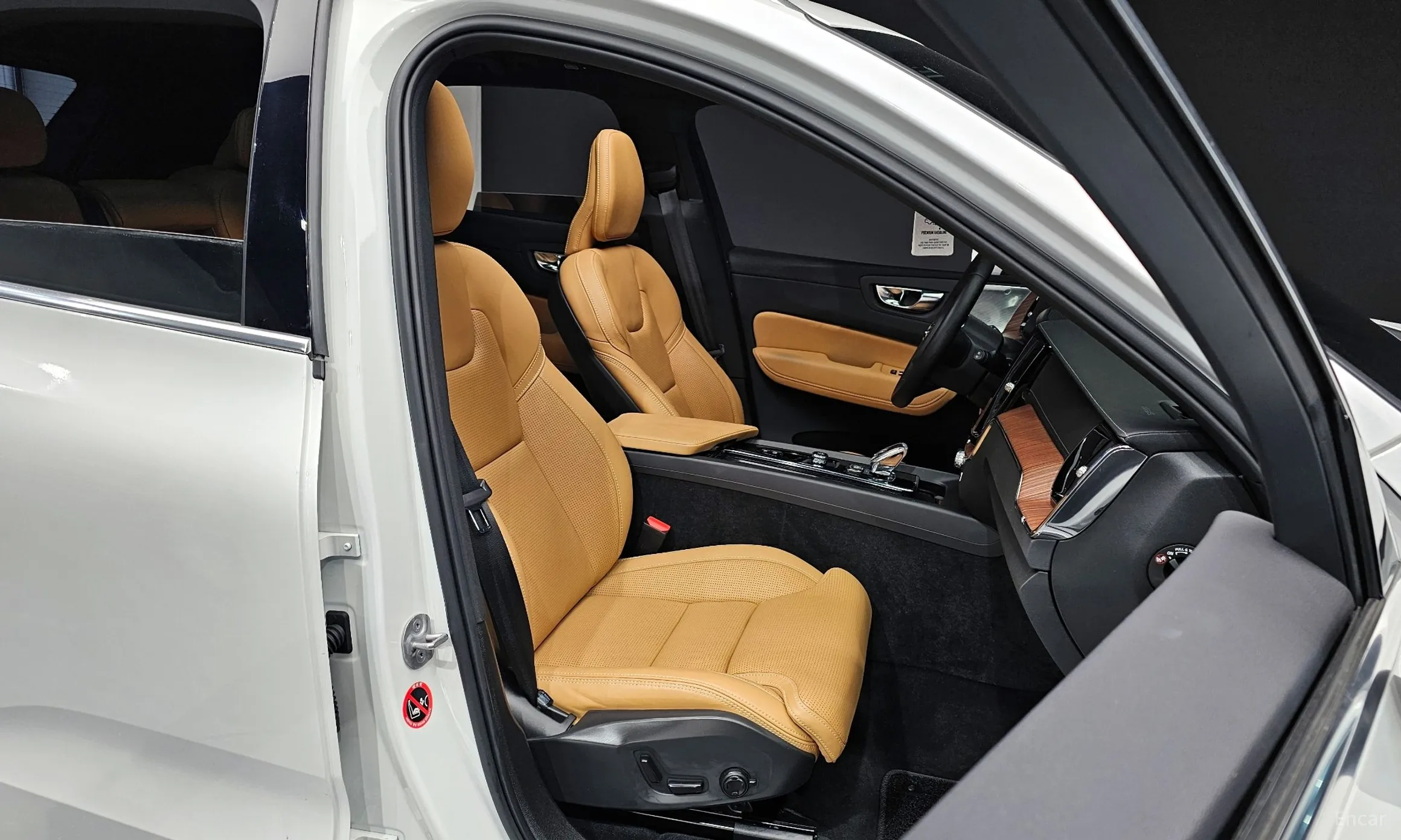 Volvo XC60 Gen 2 превью 12